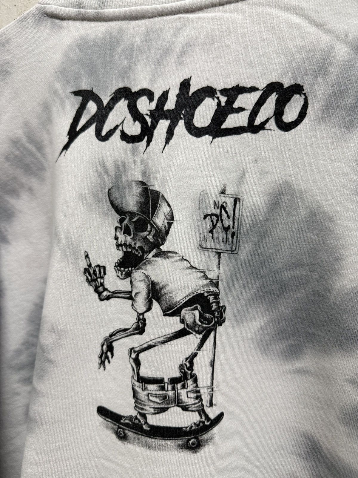 DC 2000s DCShoe Co USA Skate Baggy Sweatshirt Size US M / EU 48-50 / 2 - 3 Thumbnail