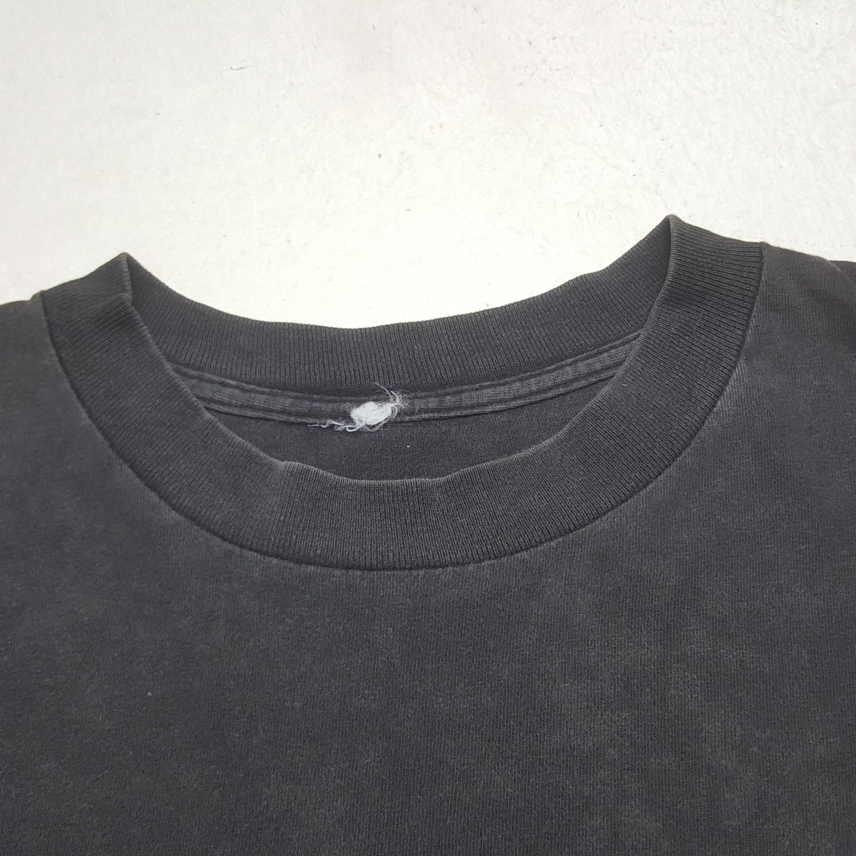 Band Tees Vintage Space Shuttle NASA Blackbird Tshirt Size US L / EU 52-54 / 3 - 5 Thumbnail
