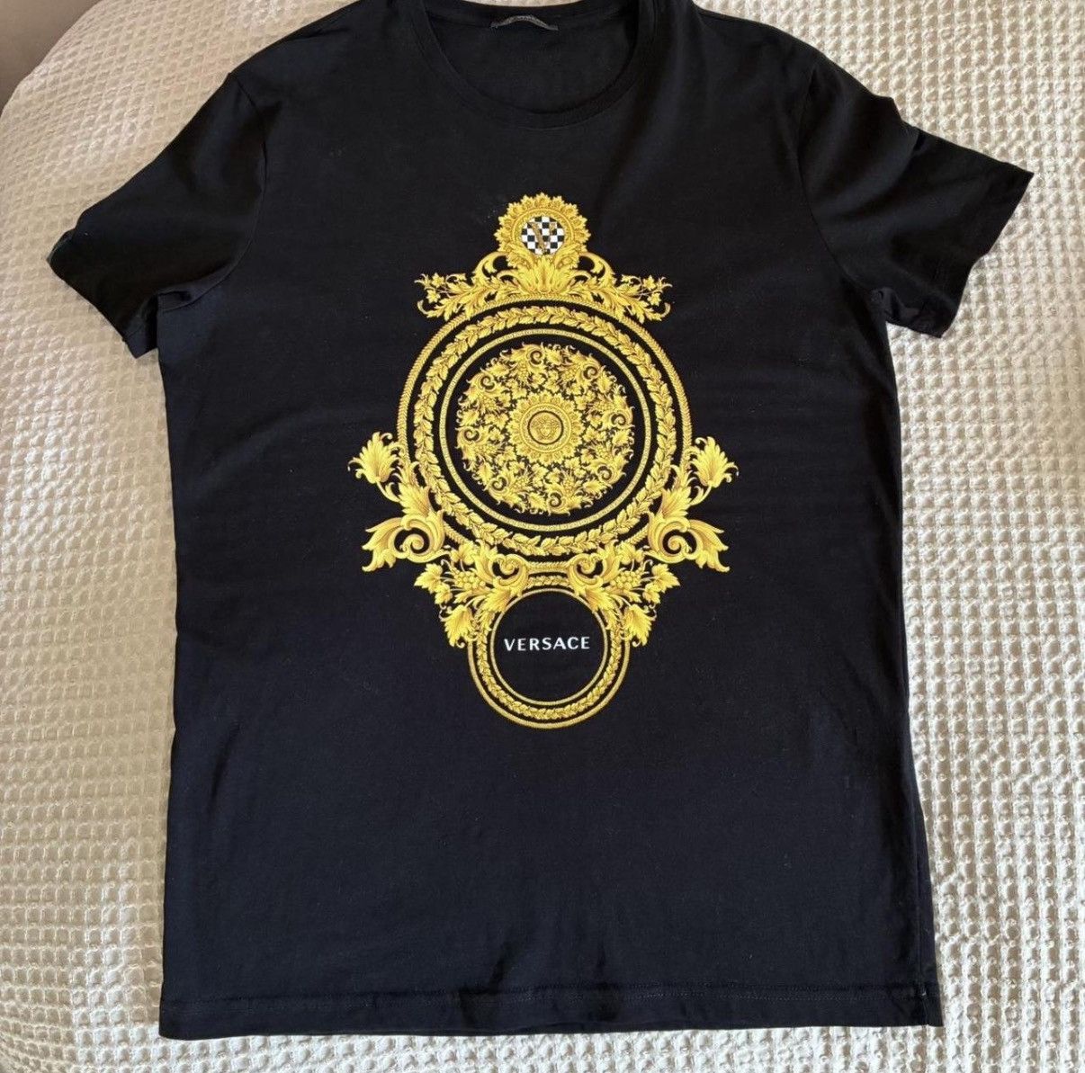 Versace Versace Barocco Medallion Graphic T-Shirt Black Gold Italy L Size US L / EU 52-54 / 3 - 2 Thumbnail