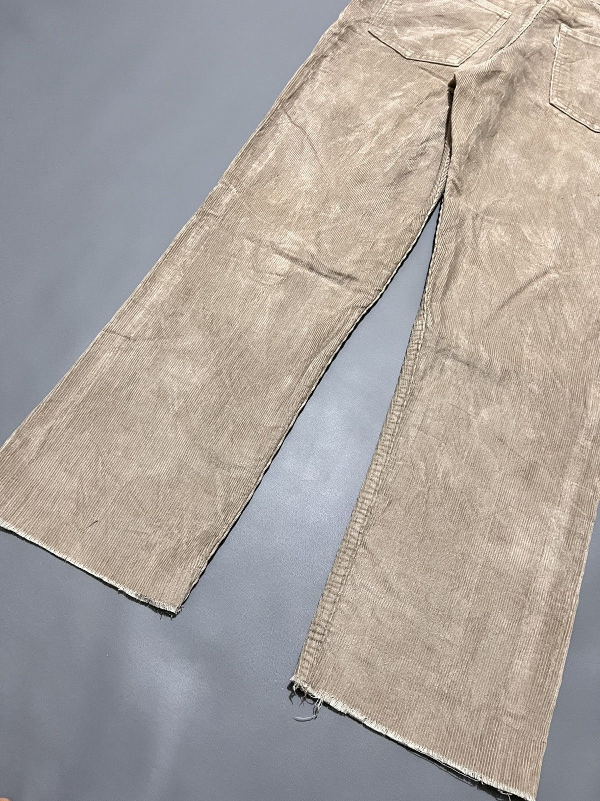 Levi's Vintage 1983’s Levi’s 546 Corduroy Size US 32 / EU 48 - 5 Thumbnail