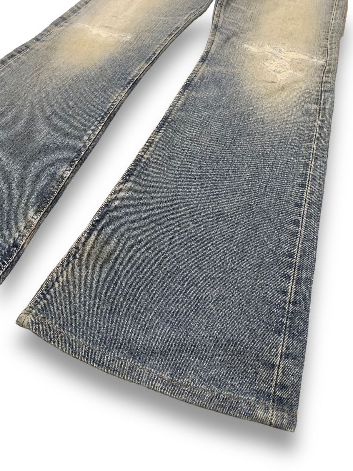 Lee Vintage Lee Riders Mud Wash Flare Distressed Jeans Size US 30 / EU 46 - 9 Thumbnail