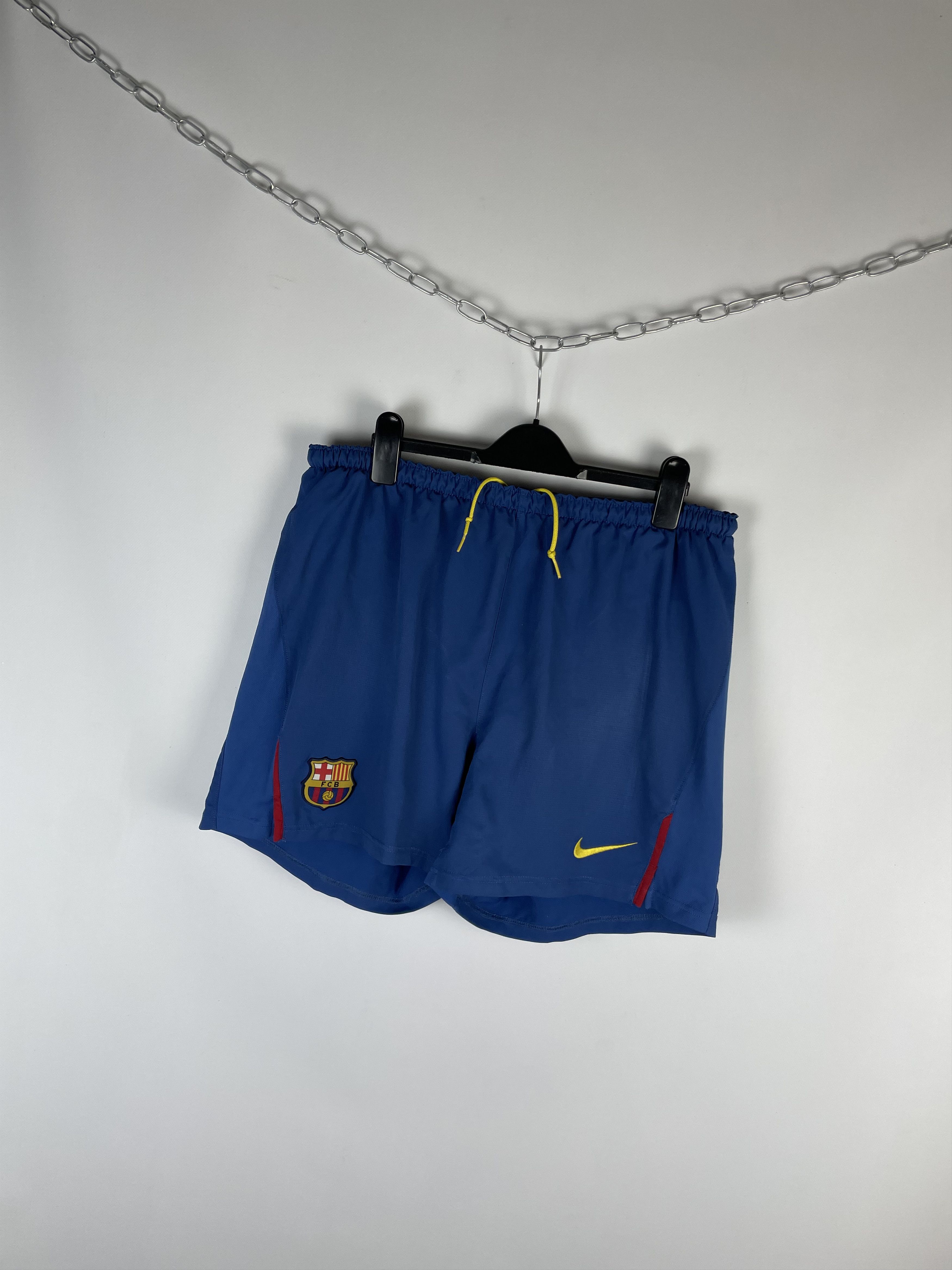 Nike Vintage Nike shorts Barcelona Size US 34 / EU 50 - 2 Thumbnail