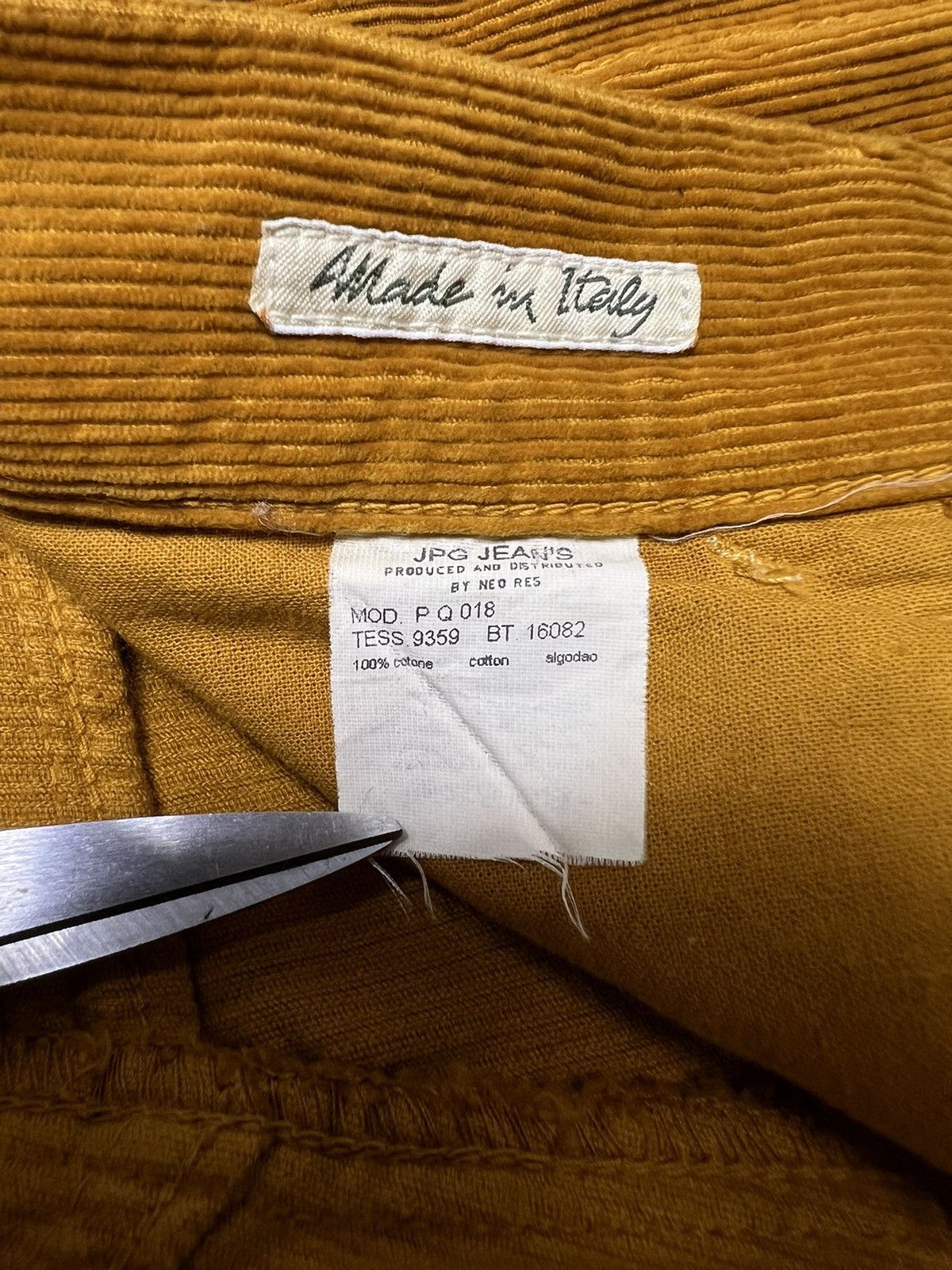 Jean Paul Gaultier Jean Paul Gaultier - Corduroy Wide Leg Velvet Trousers Size US 30 / EU 46 - 15 Thumbnail