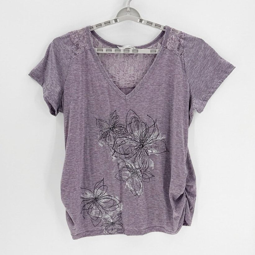 Other Maurices True Y2K floral beaded graphic Ruched Sides 3X top Size 3XL / US 20-22 - 1 Thumbnail
