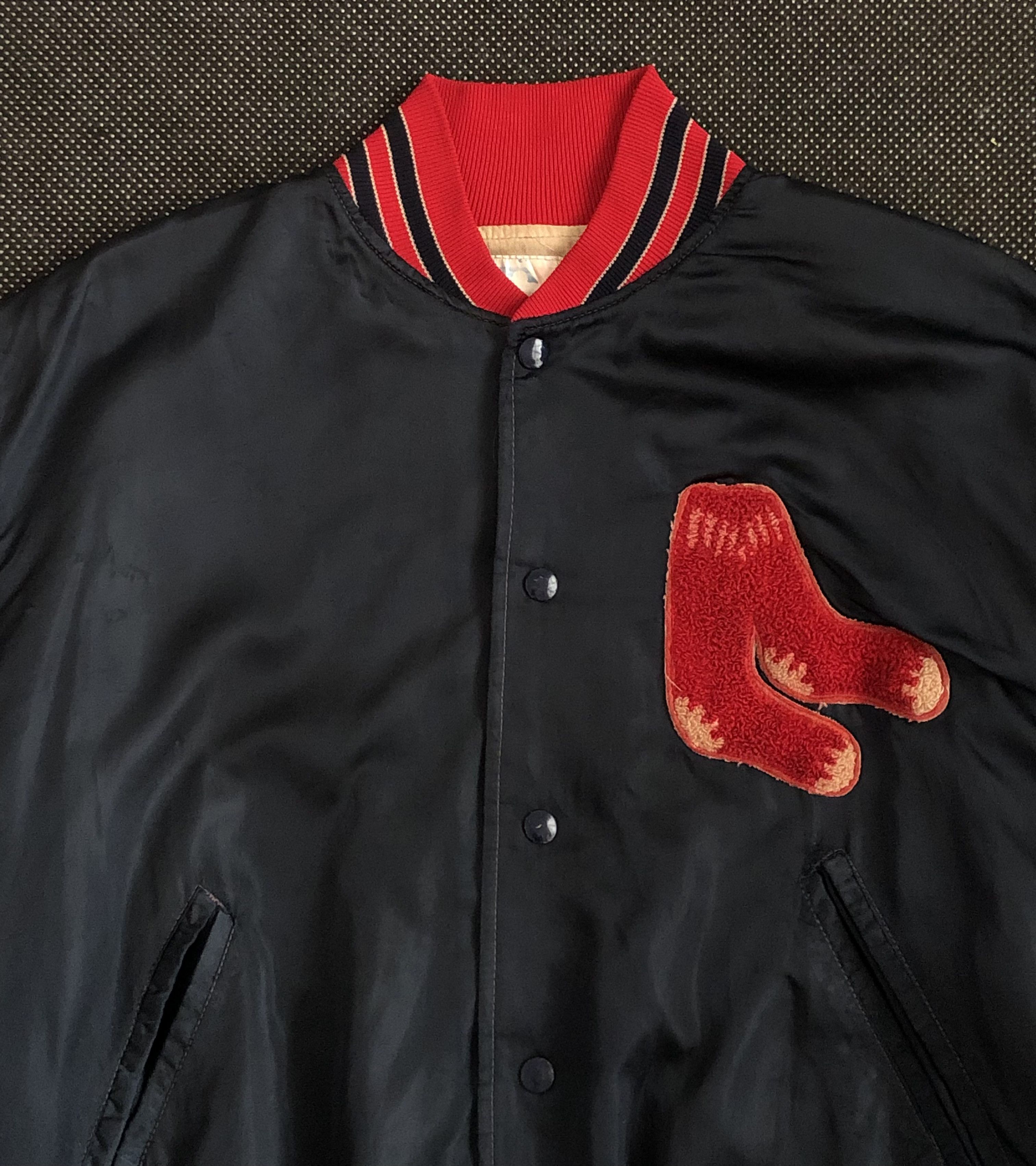 MLB RARE🔥VINTAGE 70’S BOSTON RED SOX DISTRESSED BAGGY VARSITY Size US L / EU 52-54 / 3 - 6 Thumbnail