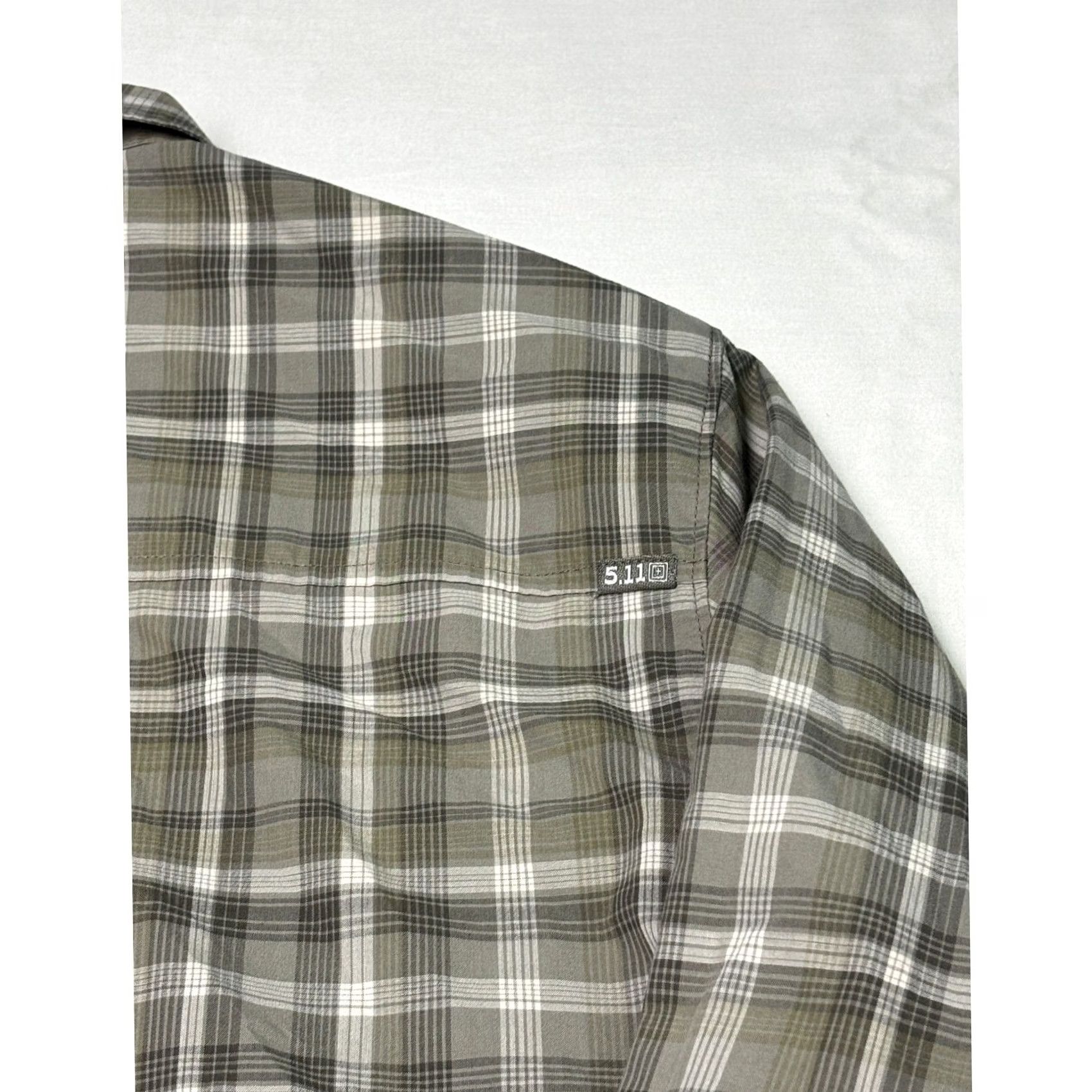 Vintage 5.11 Tactical Shirt Mens Large Long Sleeve Plaid Button Down Olive Green Tan Size US L / EU 52-54 / 3 - 7 Thumbnail