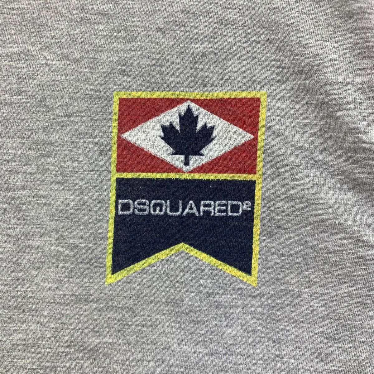 Dsquared2 Vintage DSQUARED2 Born In Canada Made In Italy Tee Shirt Top Size US XL / EU 56 / 4 - 3 Thumbnail