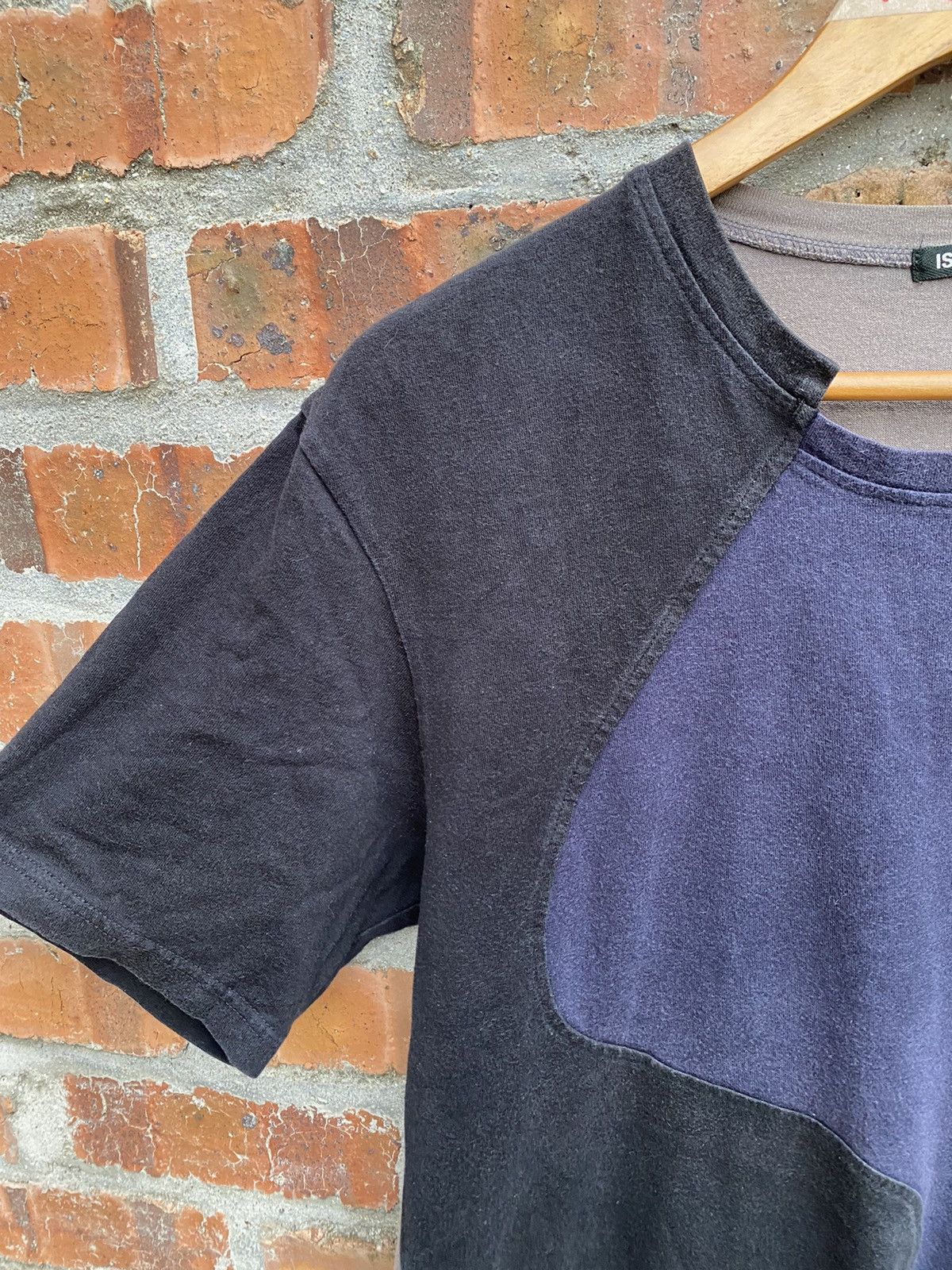 Issey Miyake SS03 IS rebuild cut tee Size US L / EU 52-54 / 3 - 5 Thumbnail