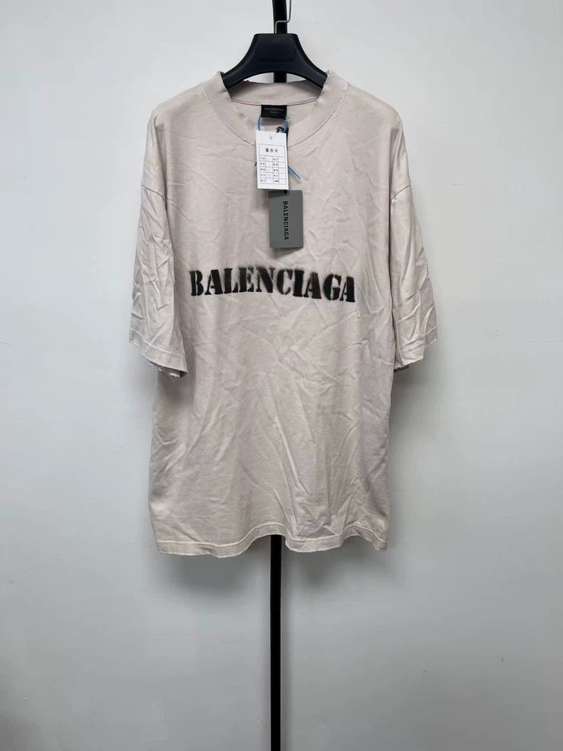 Balenciaga Balenciaga Bal Stencil Type Short Sleeve T-shirt - dmc Size US L / EU 52-54 / 3 - 1 Thumbnail