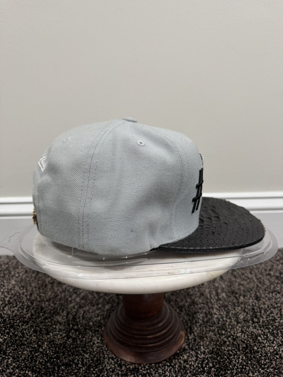 Just Don × Mitchell & Ness × Rsvp Gallery Just Don M&N x Been Trill San Antonio Spurs Gray Python Hat Size ONE SIZE - 4 Thumbnail
