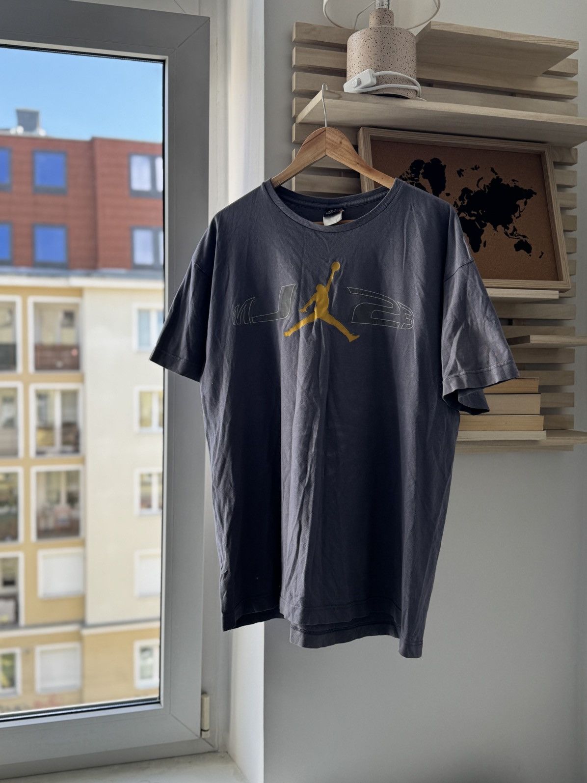 Jordan Brand Jordan Tee Vintage Size US L / EU 52-54 / 3 - 5 Thumbnail