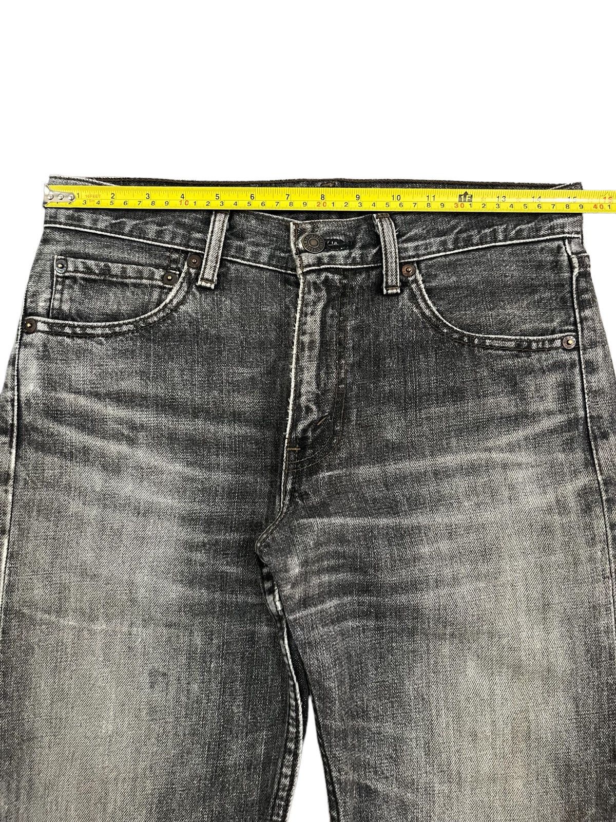 Levi's Vintage 90’s Levis 505 Grey Faded Washed Relaxed Fit Jeans Size US 30 / EU 46 - 15 Thumbnail