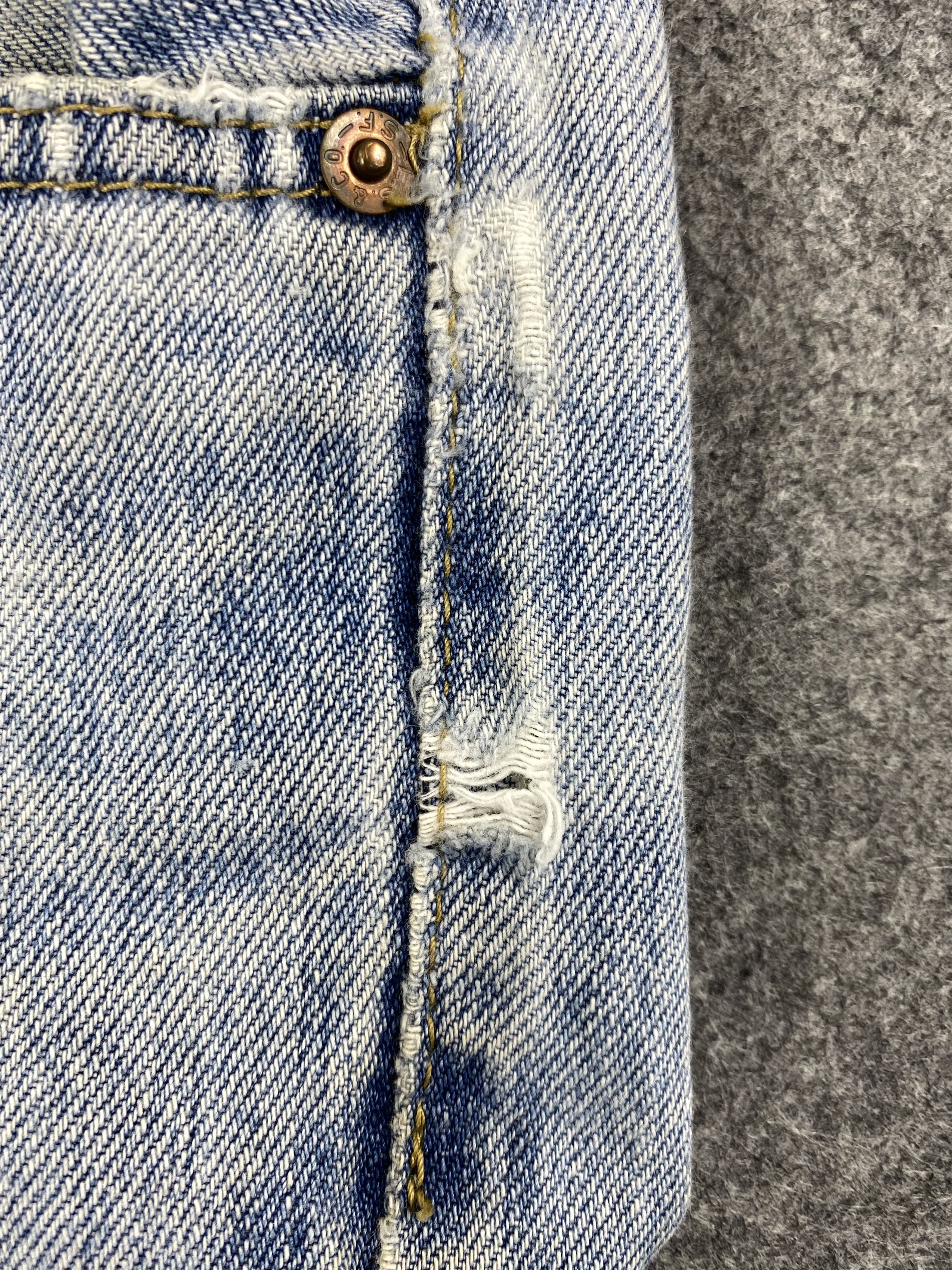 Japanese Brand Light Wash Vintage Levi's 505 Jeans 34x32 Denim -JN1211 Size US 34 / EU 50 - 10 Thumbnail