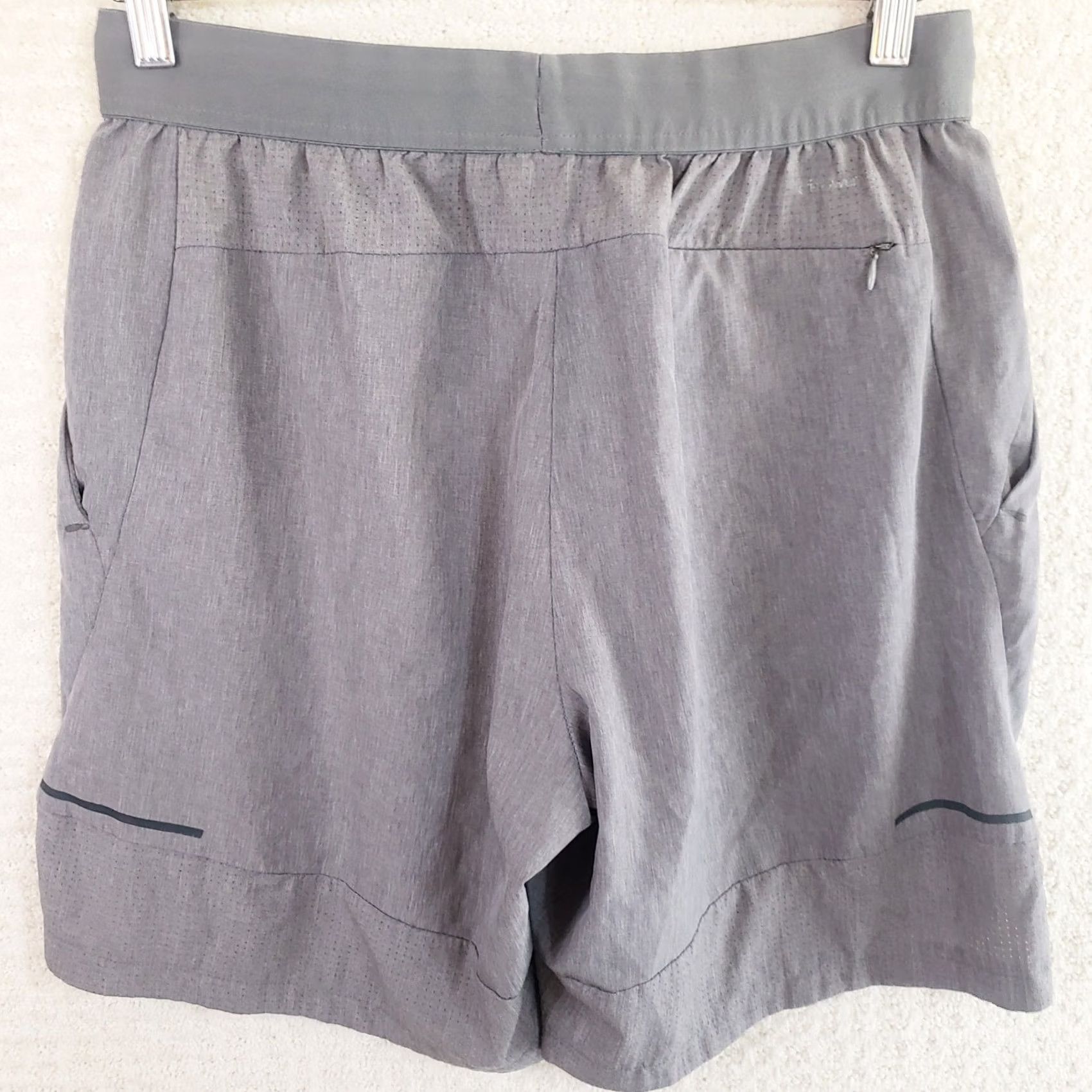 Vintage Russell Mens M Gray Athletic Running Shorts Drawstring Elastic Waist Regular Fit Short Shorts Mens Athletic Gray M Russell Size US 31 - 7 Thumbnail