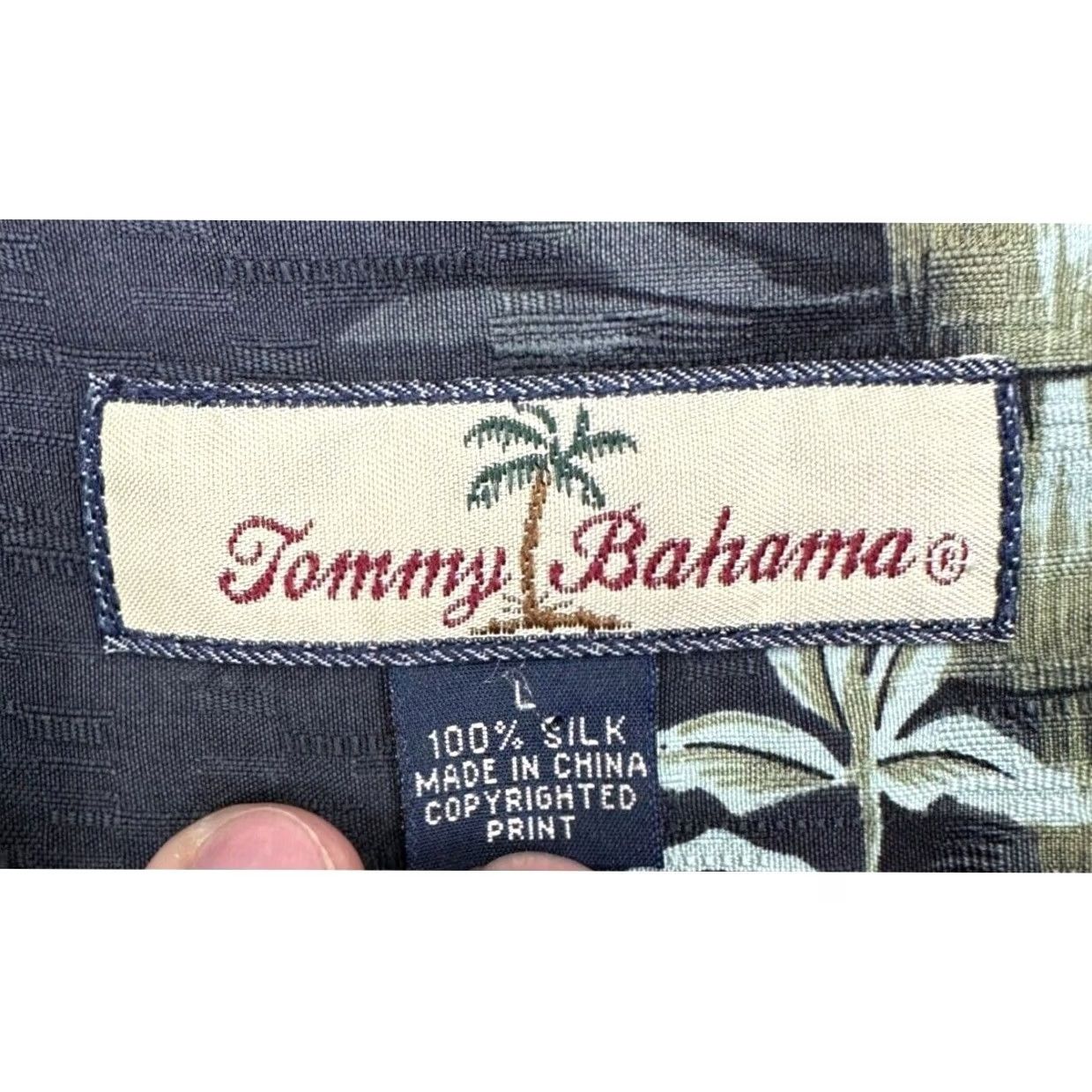 Tommy Bahama Tommy Bahama Hawaiian Shirt Men Large Black Tree Print Silk Button Up Short Sleeve Casual 100% Silk Brethable Collar Spread Size US L / EU 52-54 / 3 - 5 Thumbnail