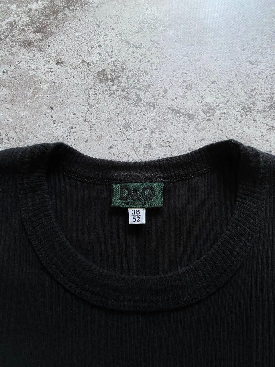 Dolce & Gabbana VINTAGE 90s DOLCE GABBANA DG LOGO RIBBED KNIT T SHIRT RARE Size US L / EU 52-54 / 3 - 7 Thumbnail