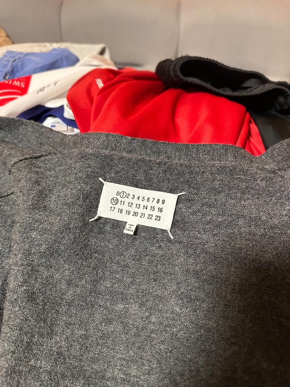 Maison Margiela Maison Margiela Men’s Cardigan Gray Sz L Size US L / EU 52-54 / 3 - 8 Thumbnail