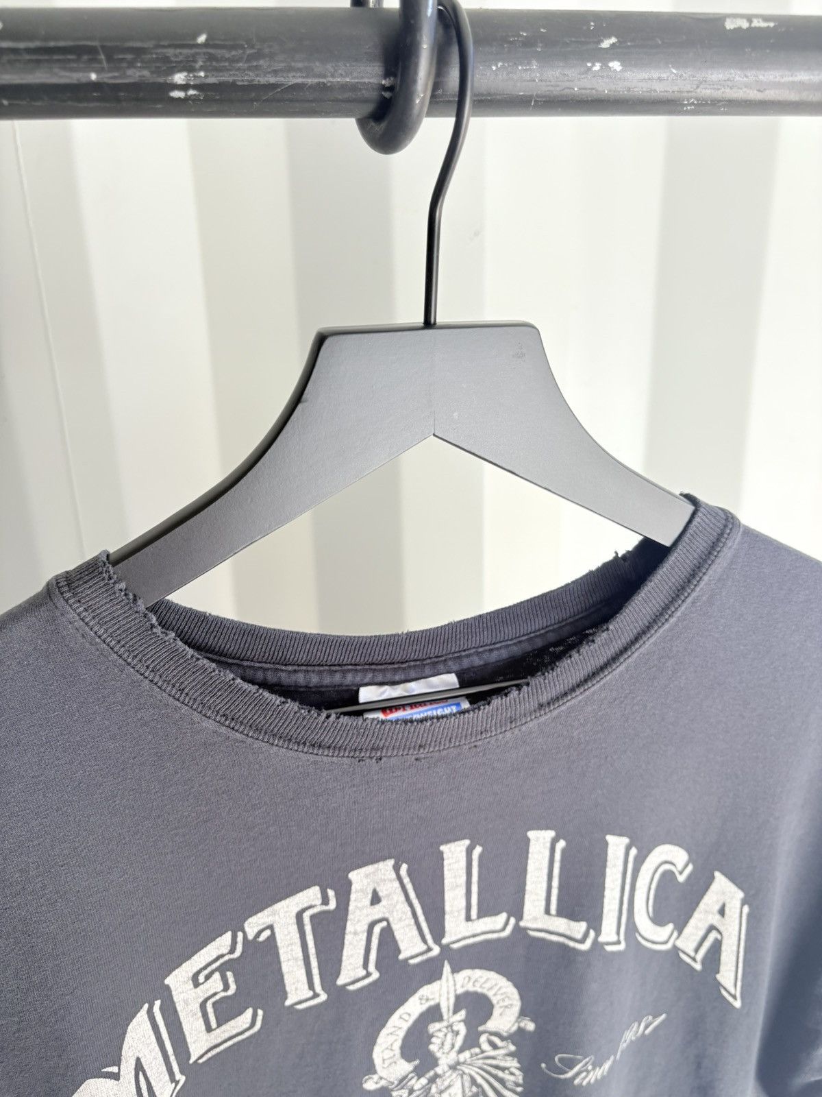 Band Tees Thrashed Metallica Sun Faded Distressed Shirt ERD GRUNGE Size US L / EU 52-54 / 3 - 4 Thumbnail