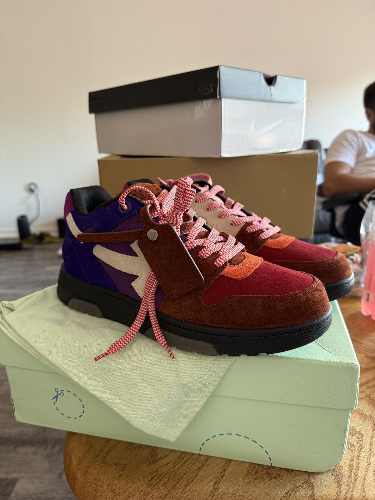 Off-White Off white out of office Size US 10 / EU 43 - 2 Thumbnail