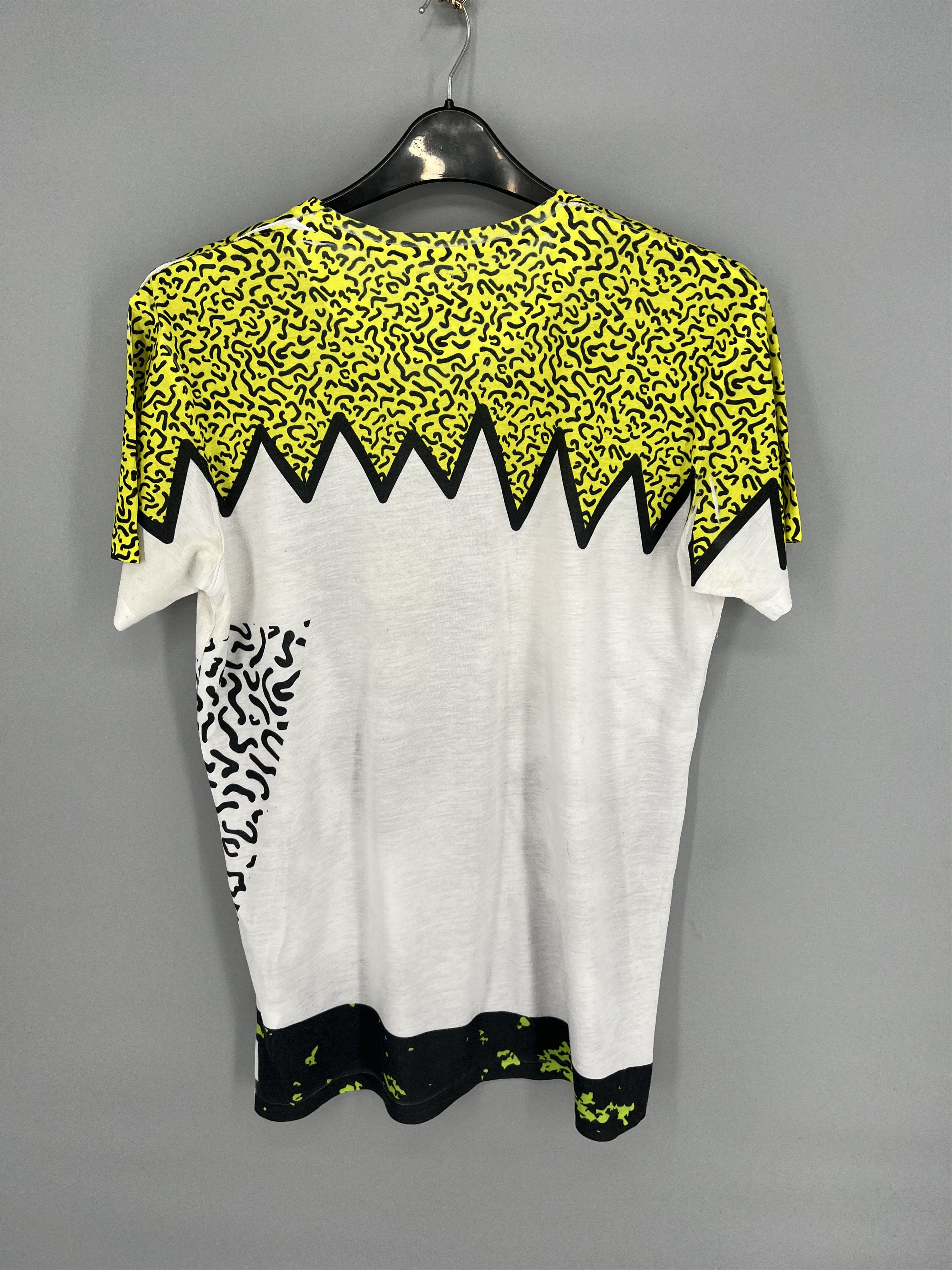 Other Vintage Y2K Art Tshirt Rap Tee Band tee Streetwear Style Size US M / EU 48-50 / 2 - 10 Thumbnail