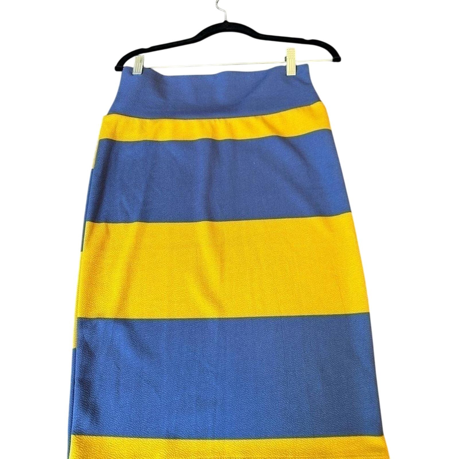 Designer LuLaRoe Cassie Bold Striped Knit Pencil Skirt Size 32" / US 10 / IT 46 - 2 Thumbnail
