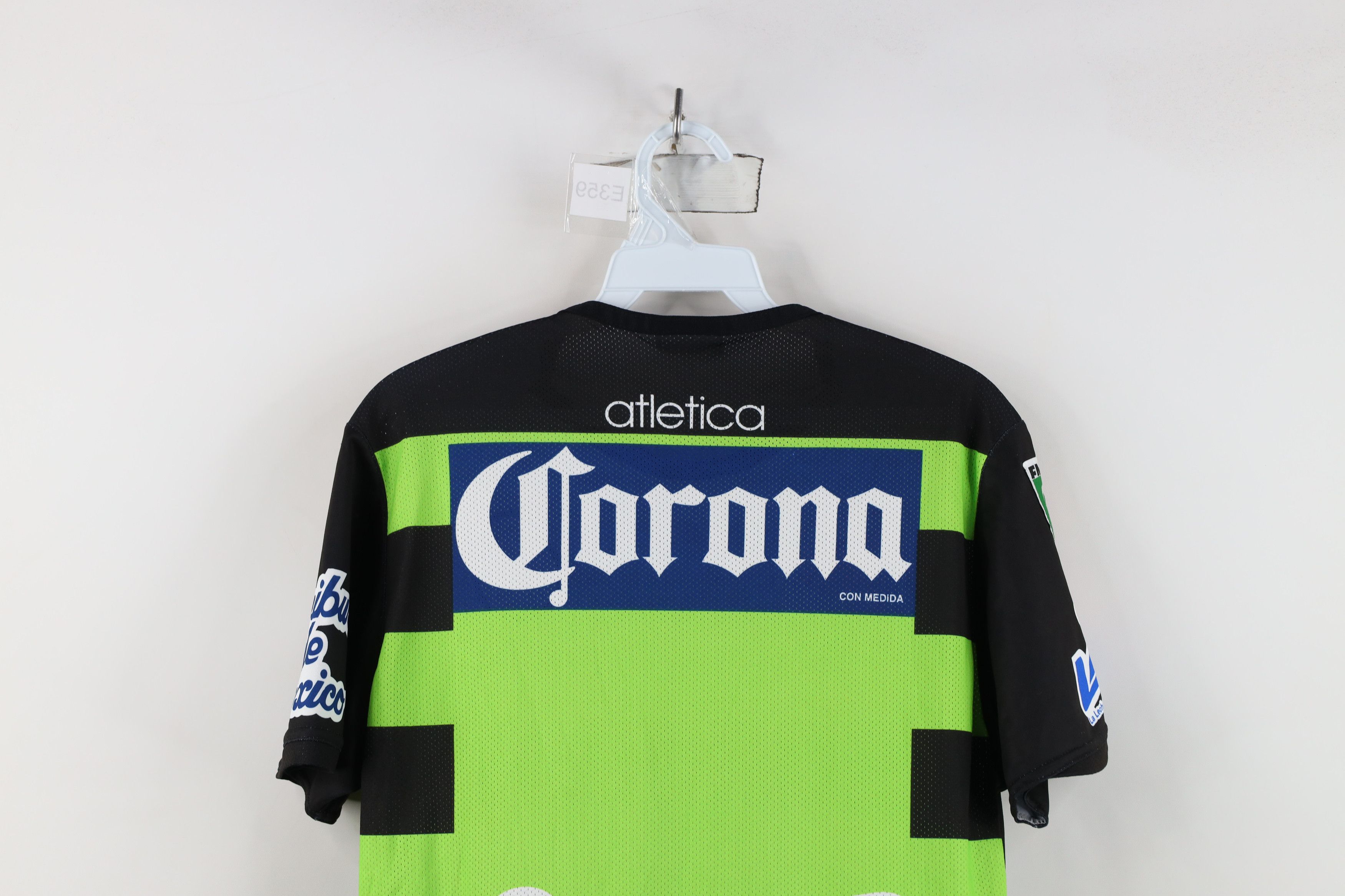 Vintage Vintage Y2K 2004 2005 MX Club Laguna Soccer Football Jersey Size US S / EU 44-46 / 1 - 15 Thumbnail