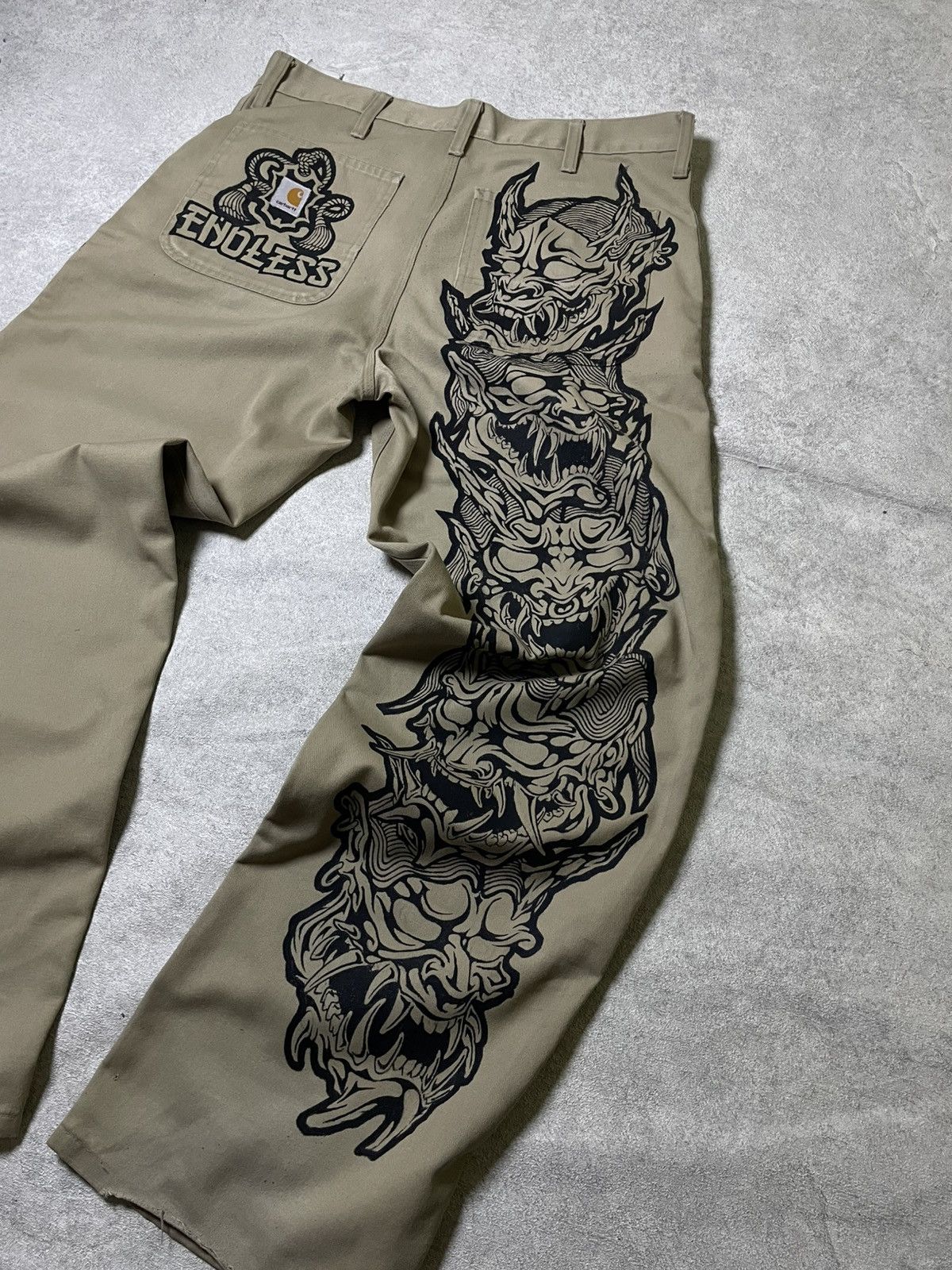 Carhartt 👺ONI/Yokai YAKUZA Y2K Carhartt Castom RARE Vinage Skull☠️ Size US 31 - 16 Thumbnail