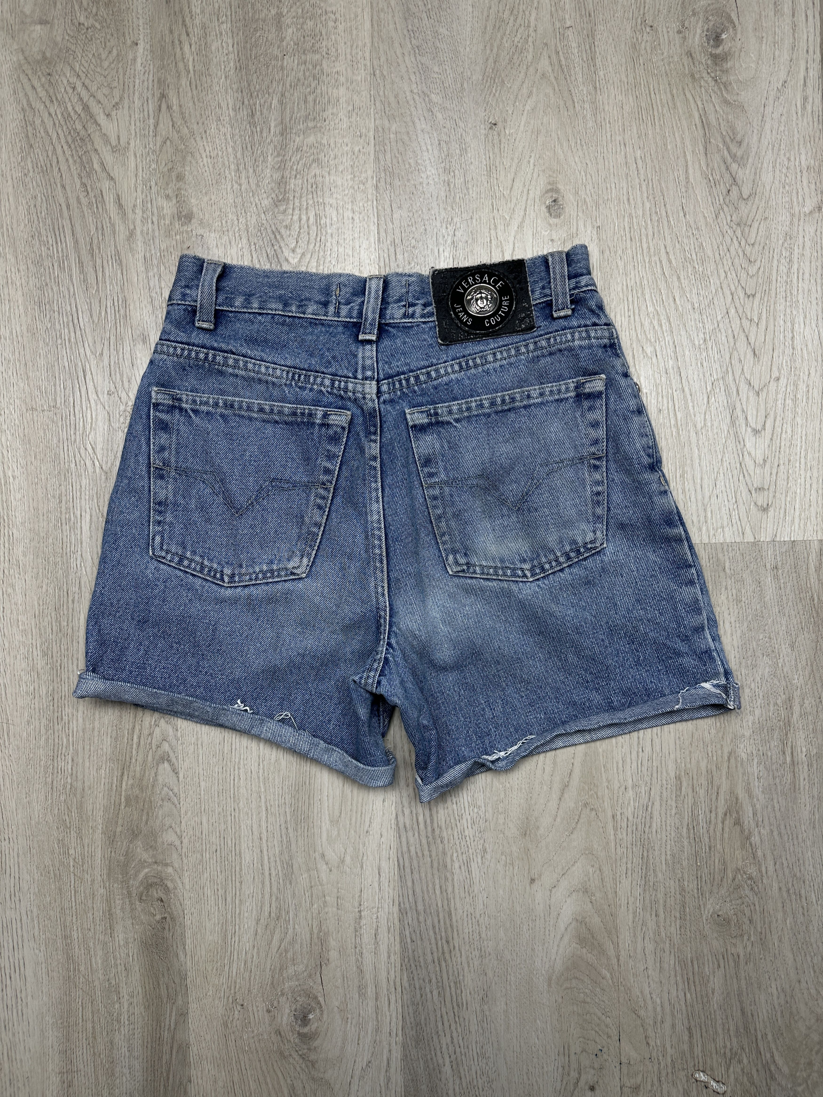 Versace Versace 90s Vintage Denim Shorts Cropped Pants Size 30" / US 8 / IT 44 - 1 Thumbnail