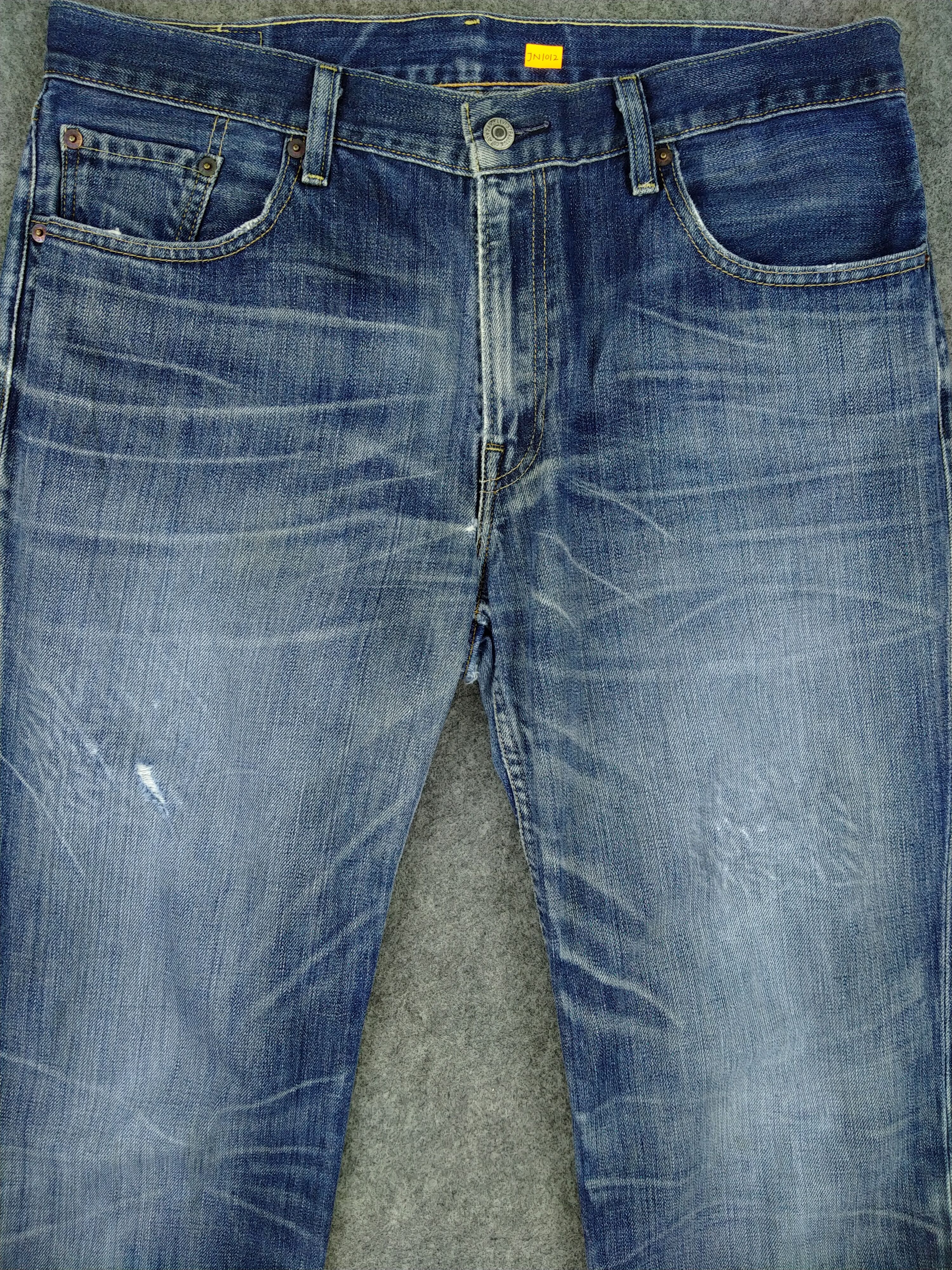 Levi's Distressed Vintage Levi's 505 Jeans 35x30.5 Denim JN1012 Size US 35 - 3 Thumbnail