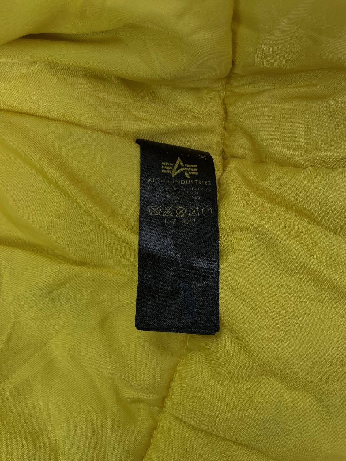 Alpha Industries Alpha Industrial Men’s N 2B Parka Jacket Navy Size M Size US M / EU 48-50 / 2 - 8 Thumbnail