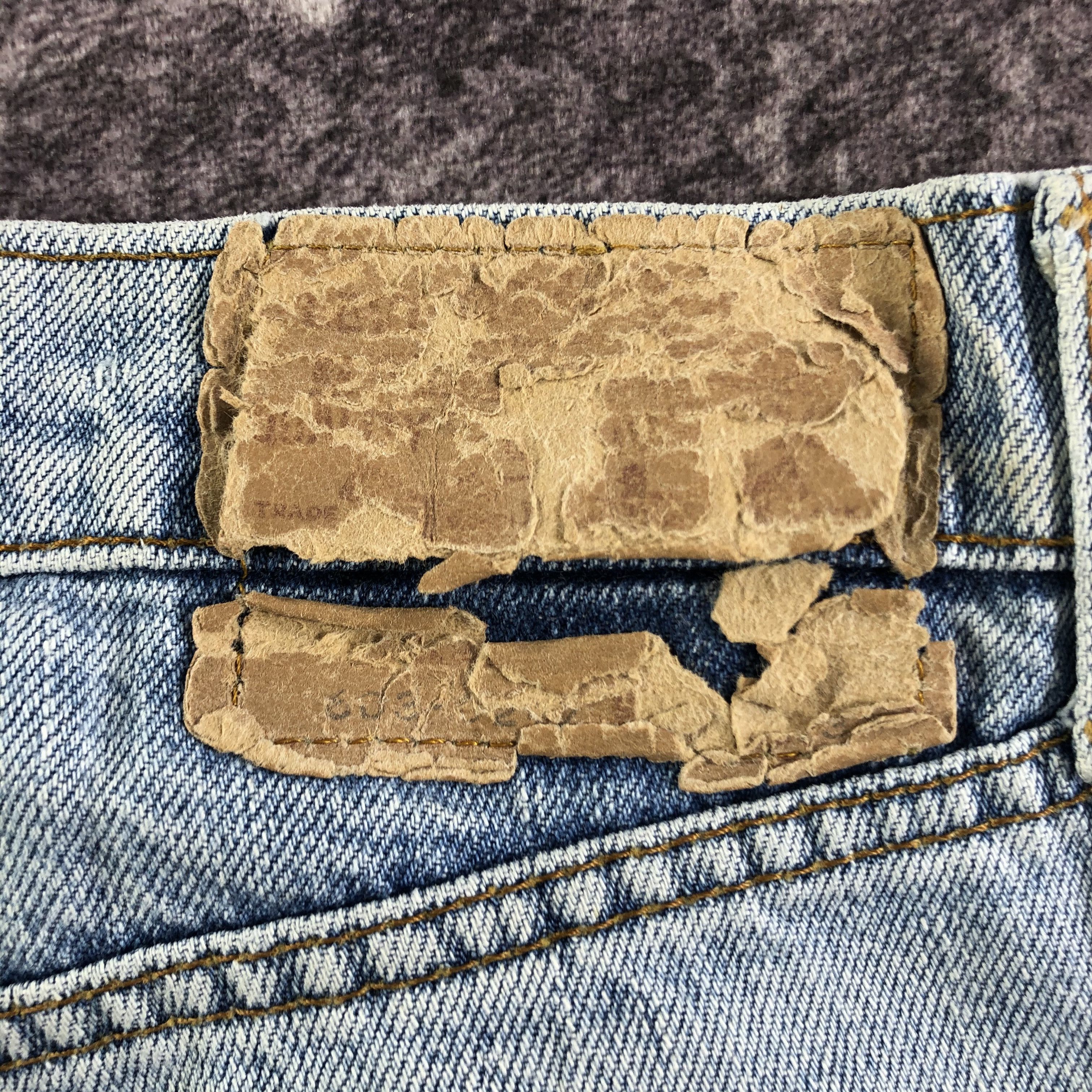 Levi's × Vintage Vintage 90s Light Wash Levis Jeans-JM3295 Size US 30 / EU 46 - 6 Thumbnail