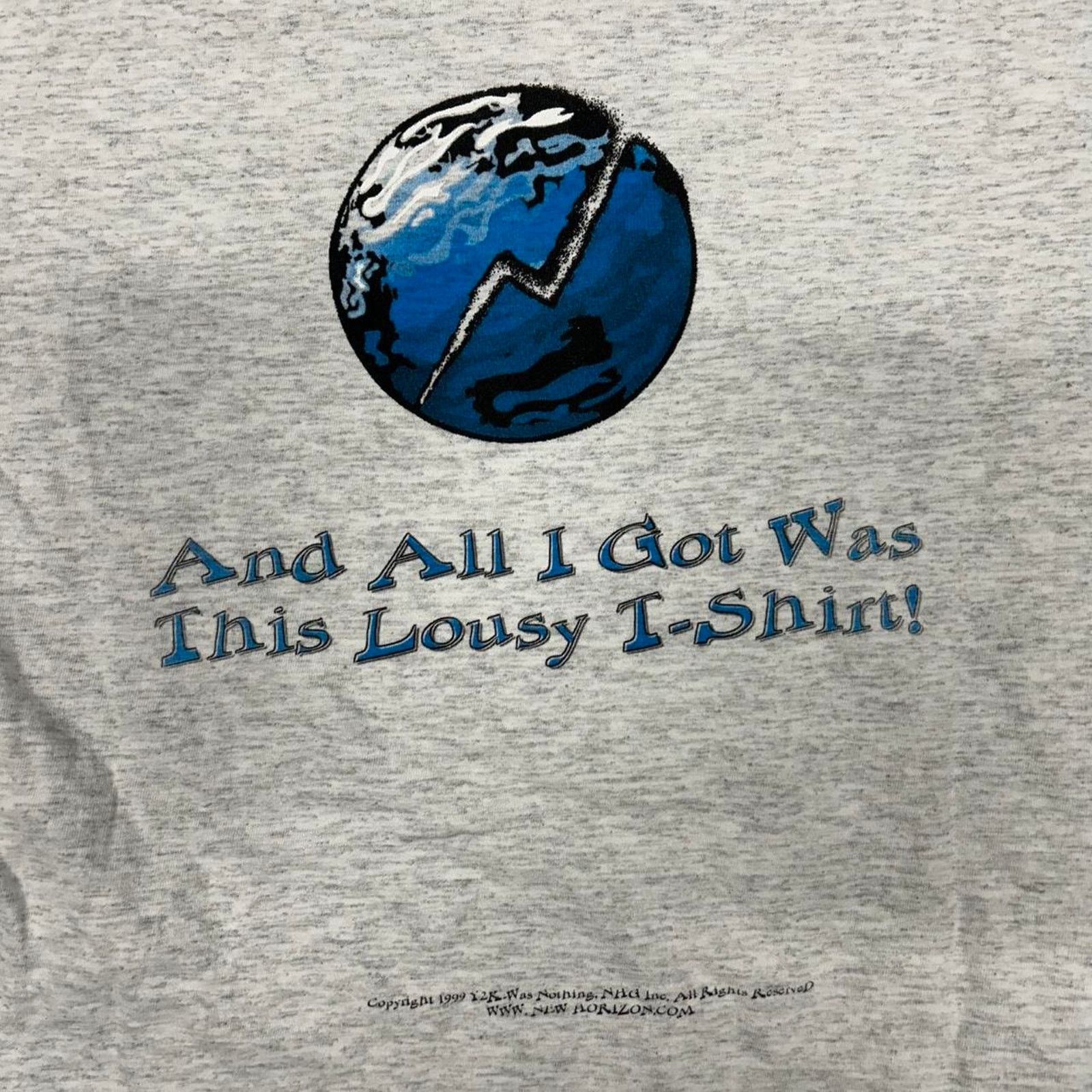 Other Y2K End Of The World T-shirt Size US L / EU 52-54 / 3 - 8 Thumbnail