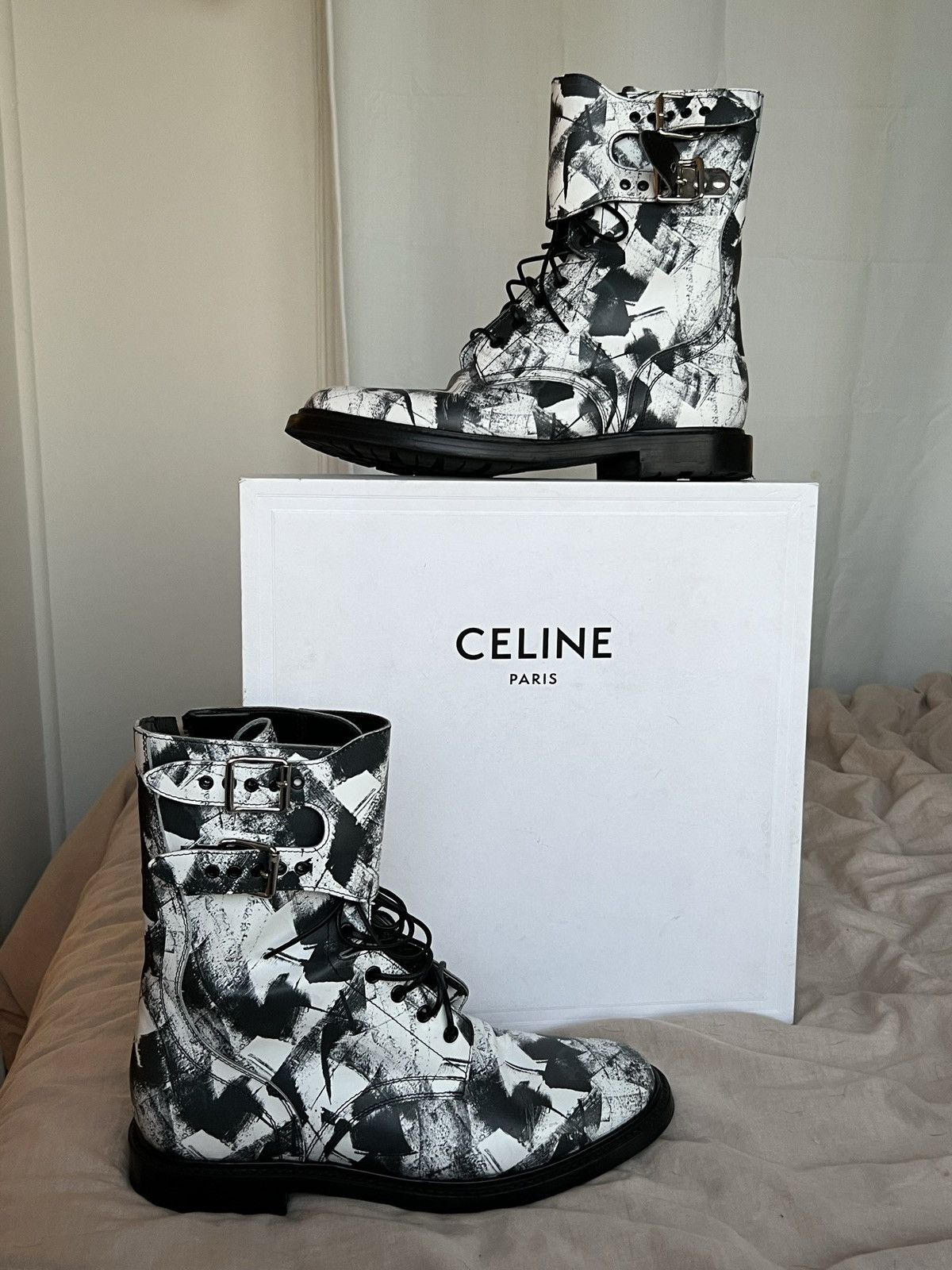 Celine Celine Combat Black/white Leather shoes Size US 9.5 / EU 42-43 - 1 Thumbnail
