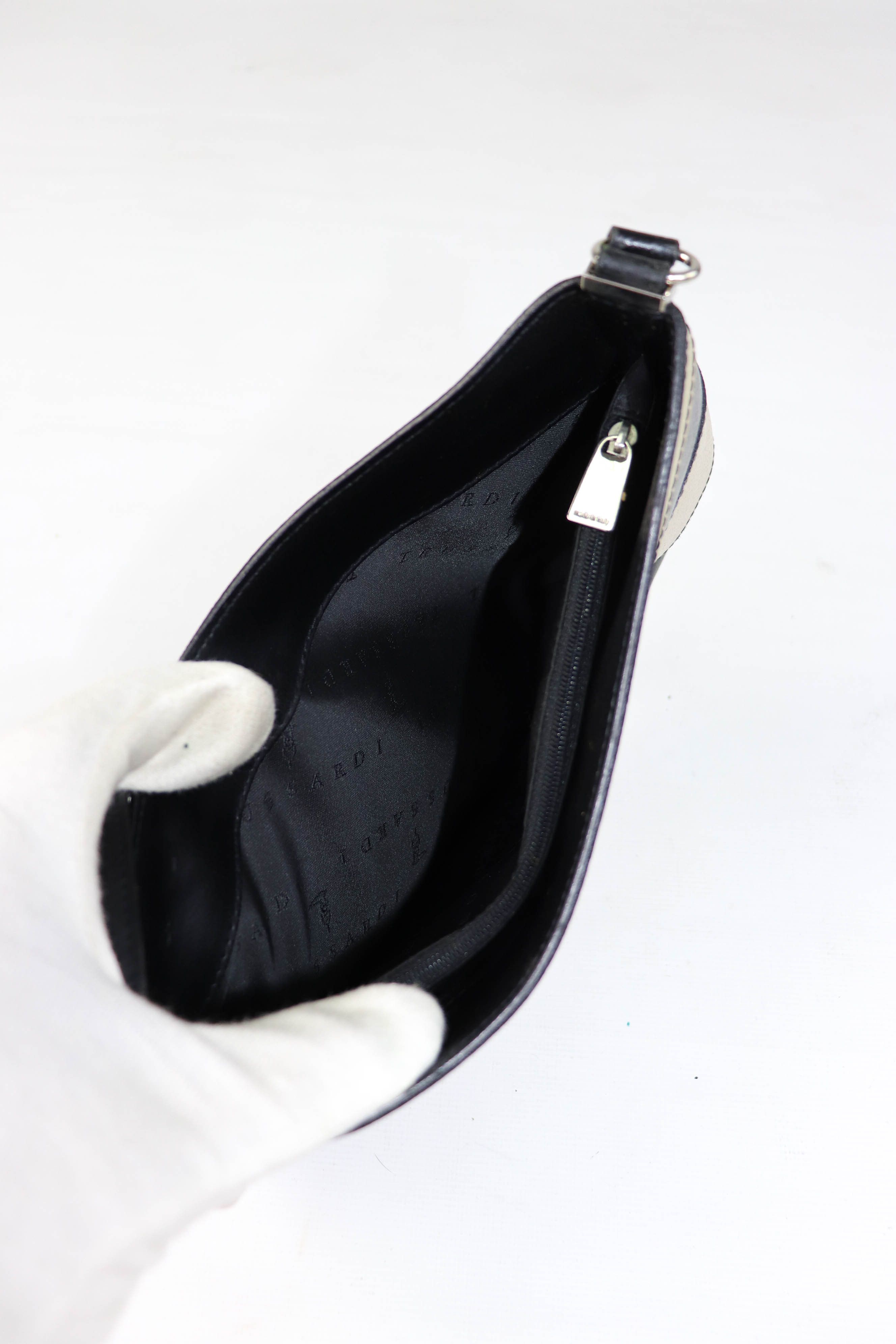 Trussardi Vintage Trussardi Made in Italy Mini Leather Shoulder Bag Size ONE SIZE - 16 Thumbnail