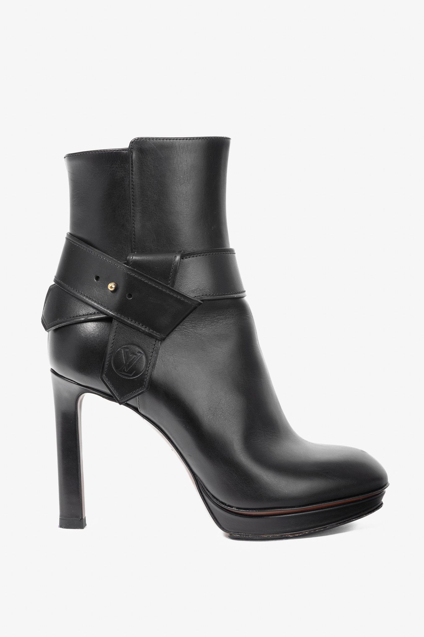 Louis Vuitton Louis Vuitton Black Leather Belted Booties Size US 4.5 / IT 34.5 - 1 Thumbnail