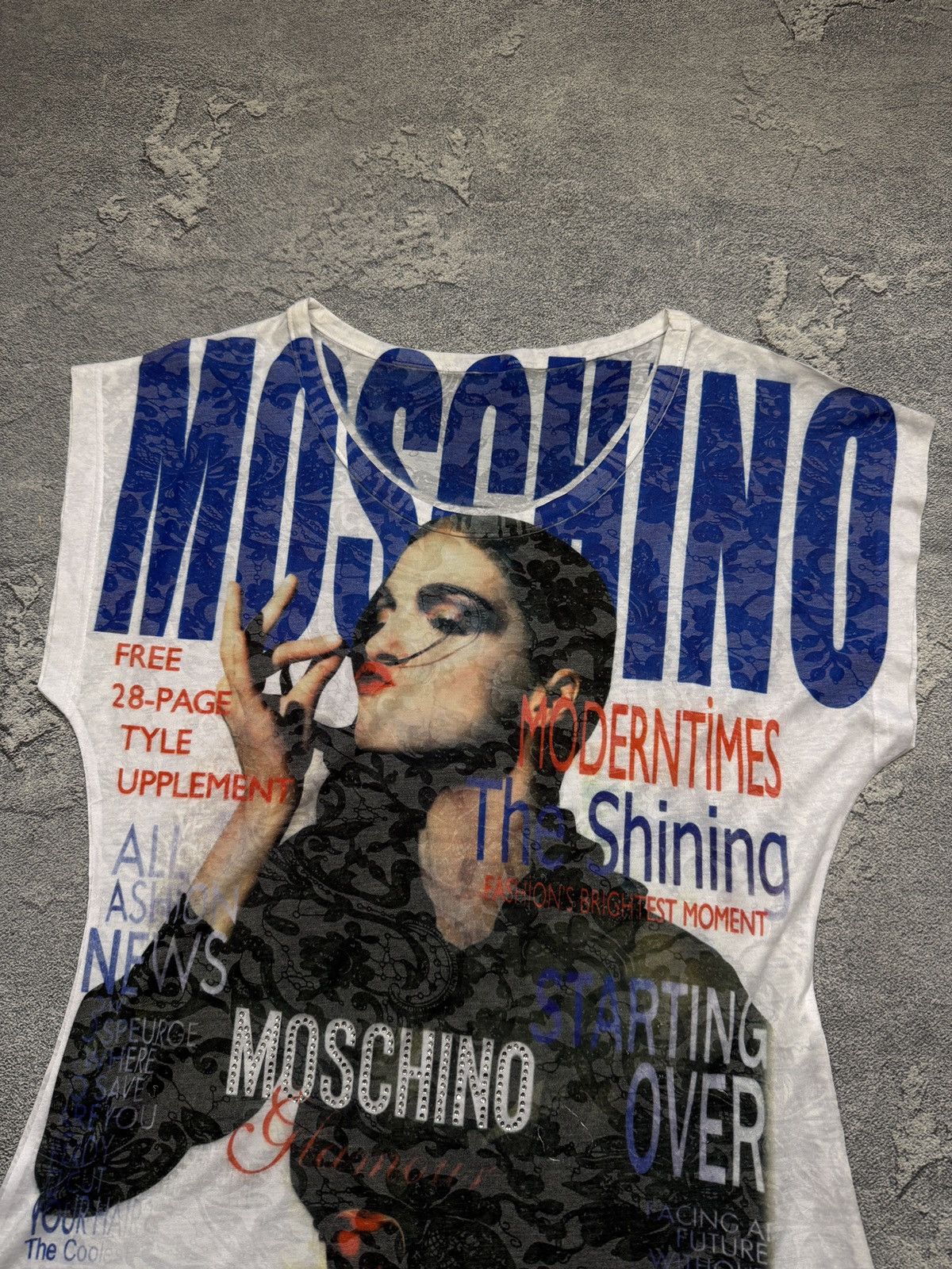 Love Moschino VINTAGE LOVE MOSCHINO Y2K TEE SHIRT Size L / US 10 / IT 46 - 2 Thumbnail