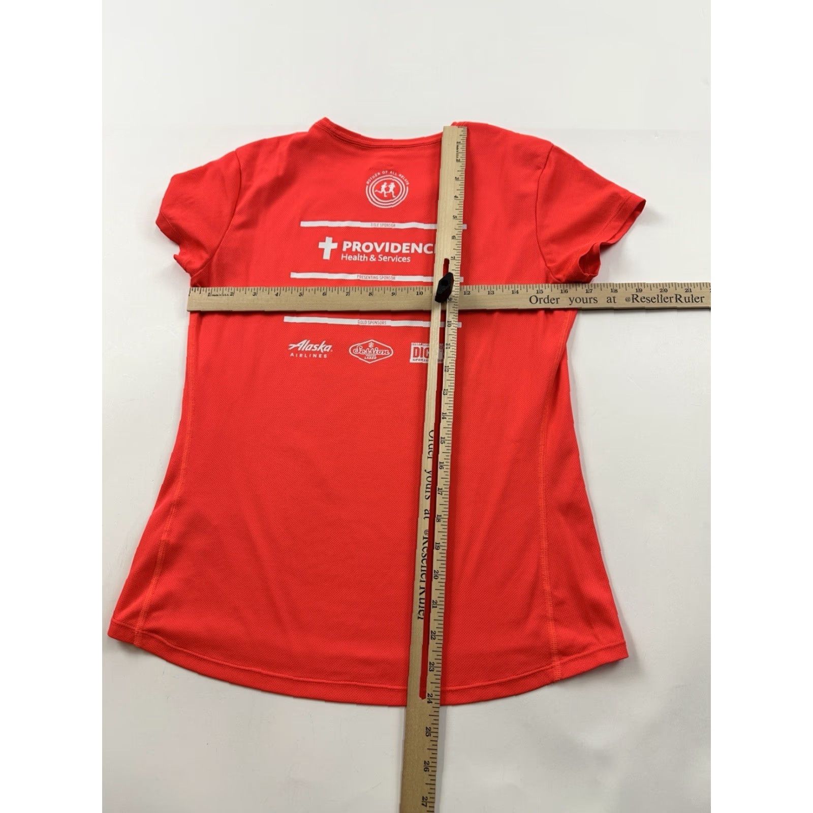 Nike VINTAGE Nike Shirt Women’s Medium Orange Short Sleeve Hood To Coast Relay 2018 Size M / US 6-8 / IT 42-44 - 5 Thumbnail