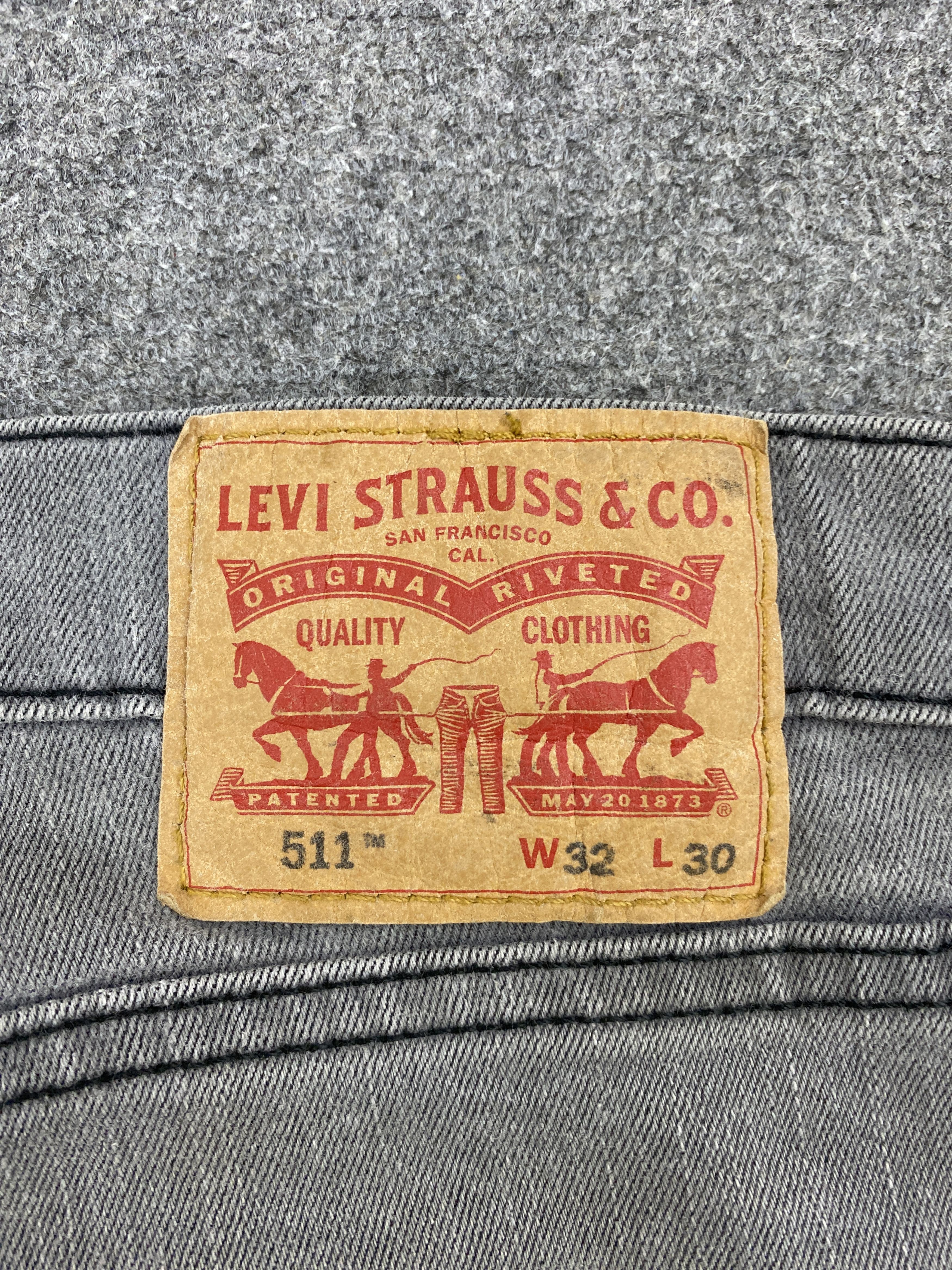Levi's × Vintage Faded Black Vintage Levis 511 Jeans Size US 31 - 5 Thumbnail