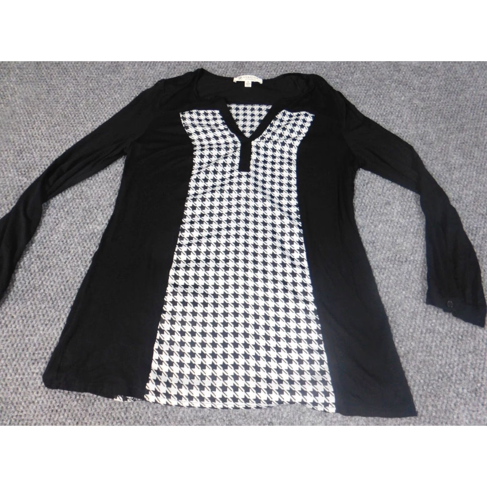 Vintage Versona Blouse Shirt Womens Small Black Crew Neck Long Sleeve Pullover Stretch Casual Regular Button Polyester Rayon Cap Sleeves Vintage: No Size S / US 4 / IT 40 - 3 Thumbnail