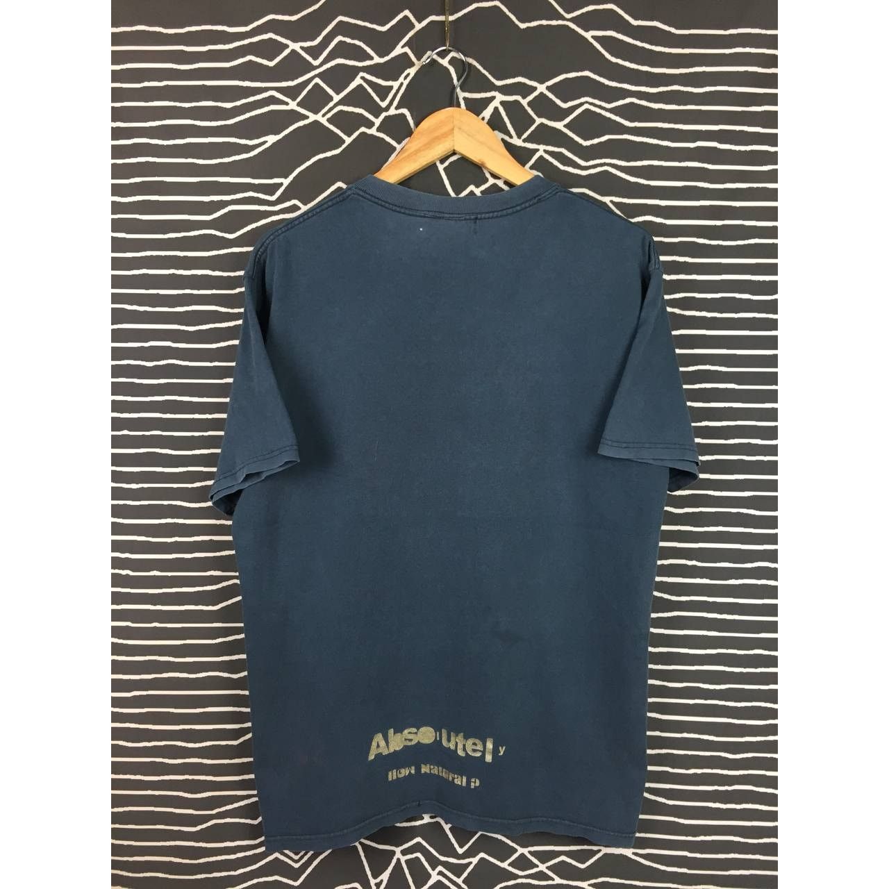 Anvil × Vintage Vtg 00s How Natural? Japanese Brand Big Logo Tee Size US L / EU 52-54 / 3 - 7 Thumbnail