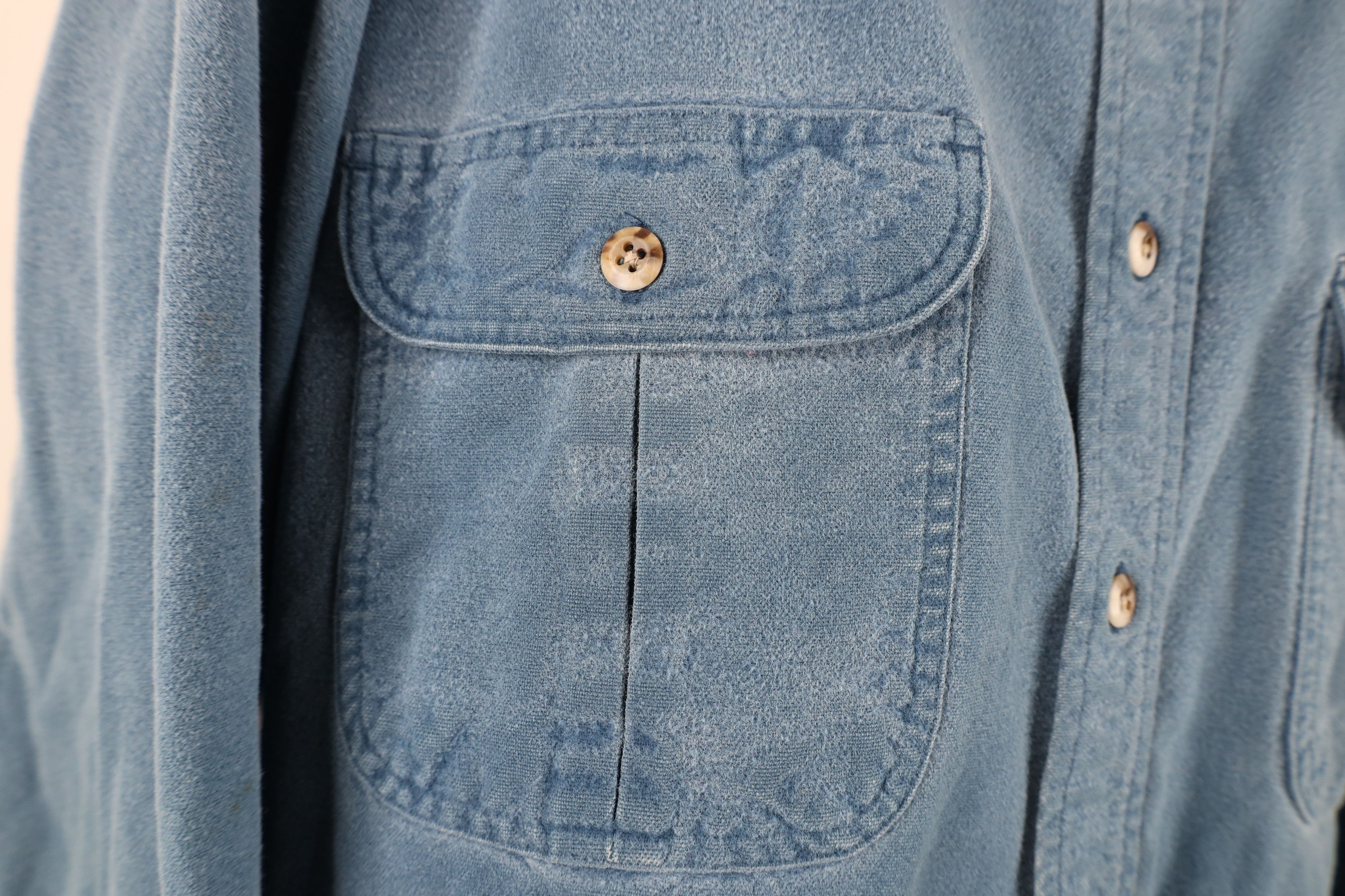 Cabelas Vintage 90s Cabelas Chamois Cloth Button Shirt Blue Size US L / EU 52-54 / 3 - 5 Thumbnail