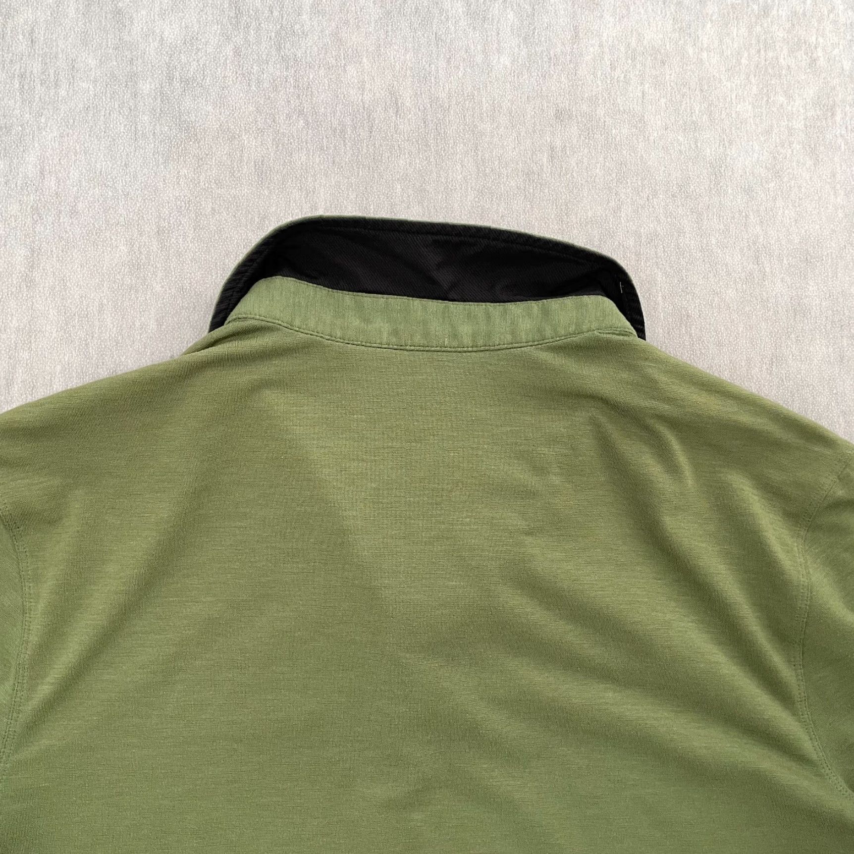 Lululemon VINTAGE Lululemon Polo Shirt Men Small Short Sleeve Green Athleisure Casual 90s Size US S / EU 44-46 / 1 - 4 Thumbnail