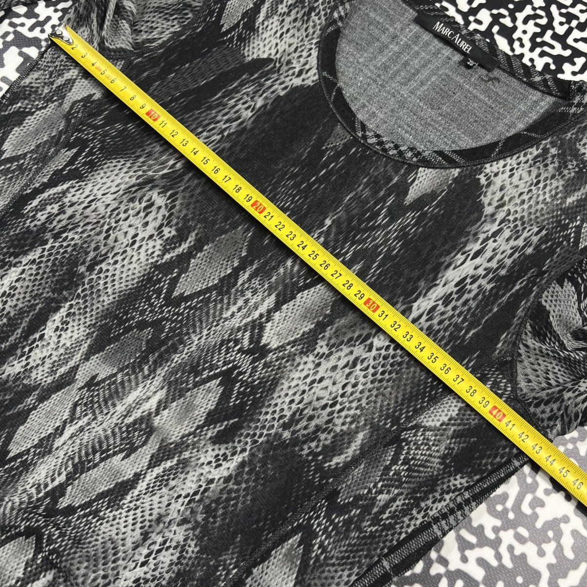Japanese Brand Vintage Y2K Marc Aurel Snake Retro Mesh Longsleeve Size XL / US 12-14 / IT 48-50 - 22 Thumbnail