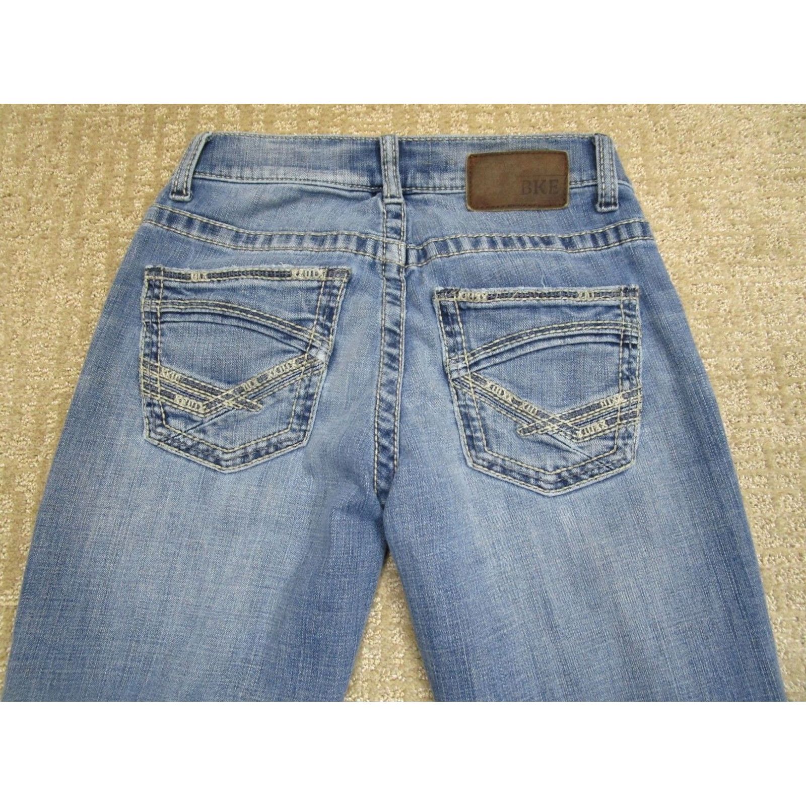 Vintage BKE Alec Jeans Men 27 Blue Buckle Straight Low Rise Denim Light Wash 5-Pocket Logo Size US 27 - 4 Thumbnail