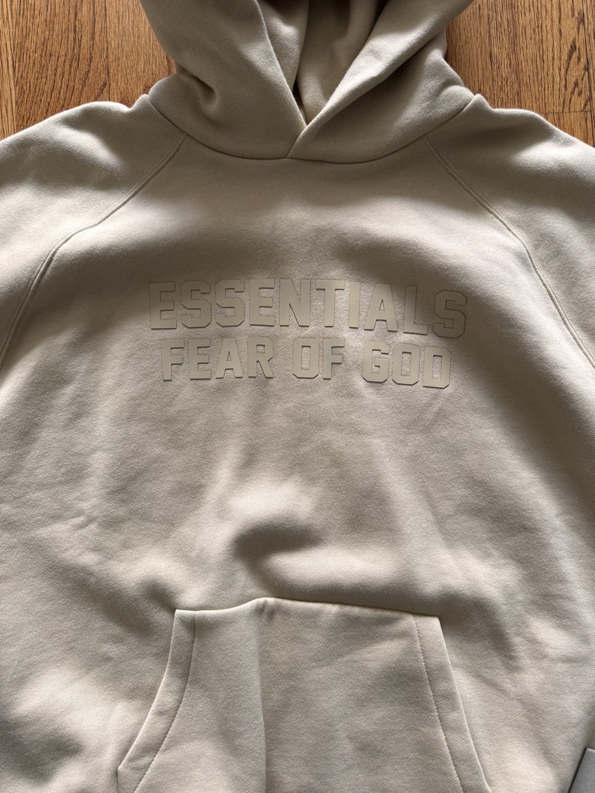***ESSENTIALS FEAR OF GOD CREAM HOODIE