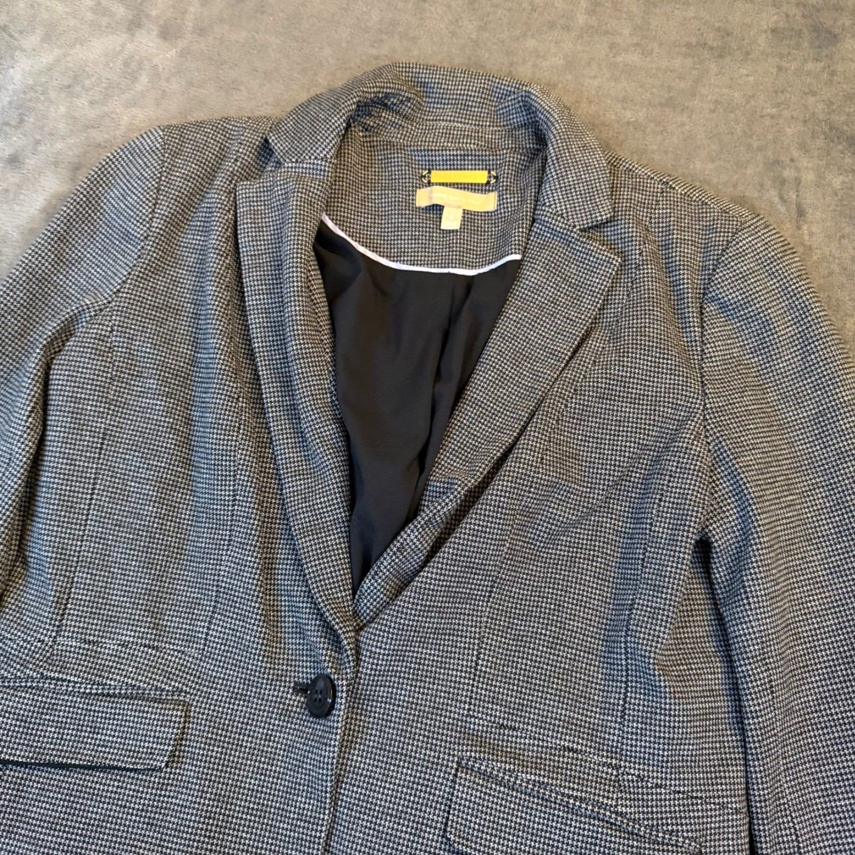 Talbots Talbots Black White Houndstooth Italian Knit Single Button Blazer Womens Size 6 Size M / US 6-8 / IT 42-44 - 3 Thumbnail