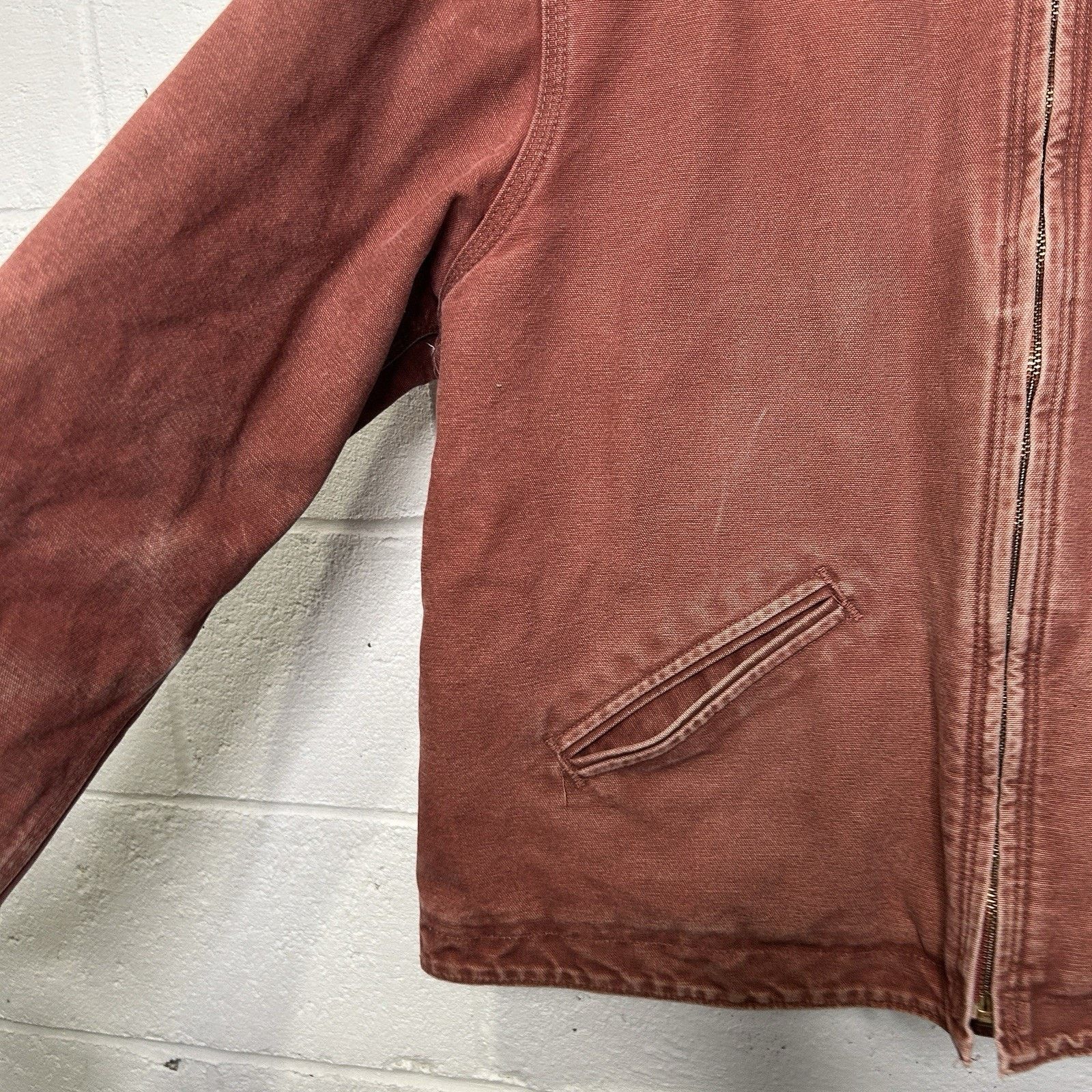 Carhartt Carhartt Sherpa-Lined Hooded Detroit Jacket "Vintage Rose" Size XL / US 12-14 / IT 48-50 - 4 Thumbnail