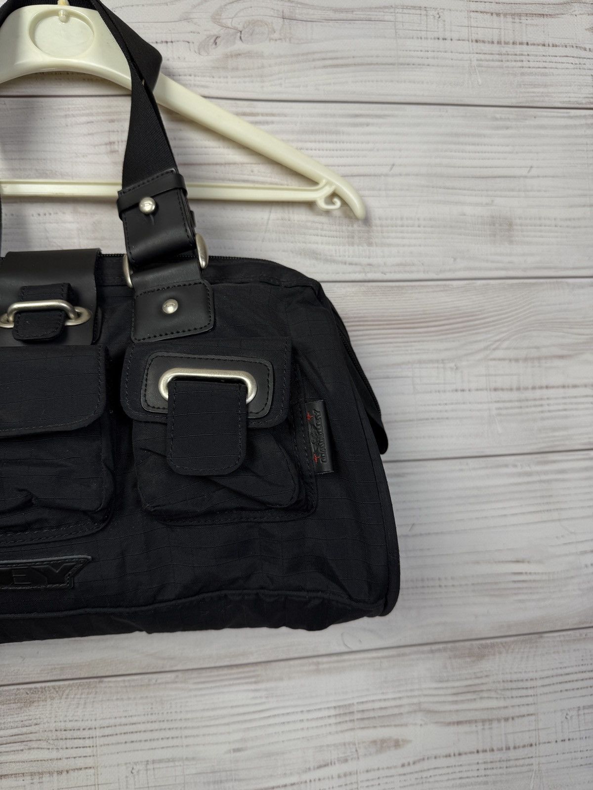 Oakley Oakley Vintage Hand bag y2k Size ONE SIZE - 4 Thumbnail