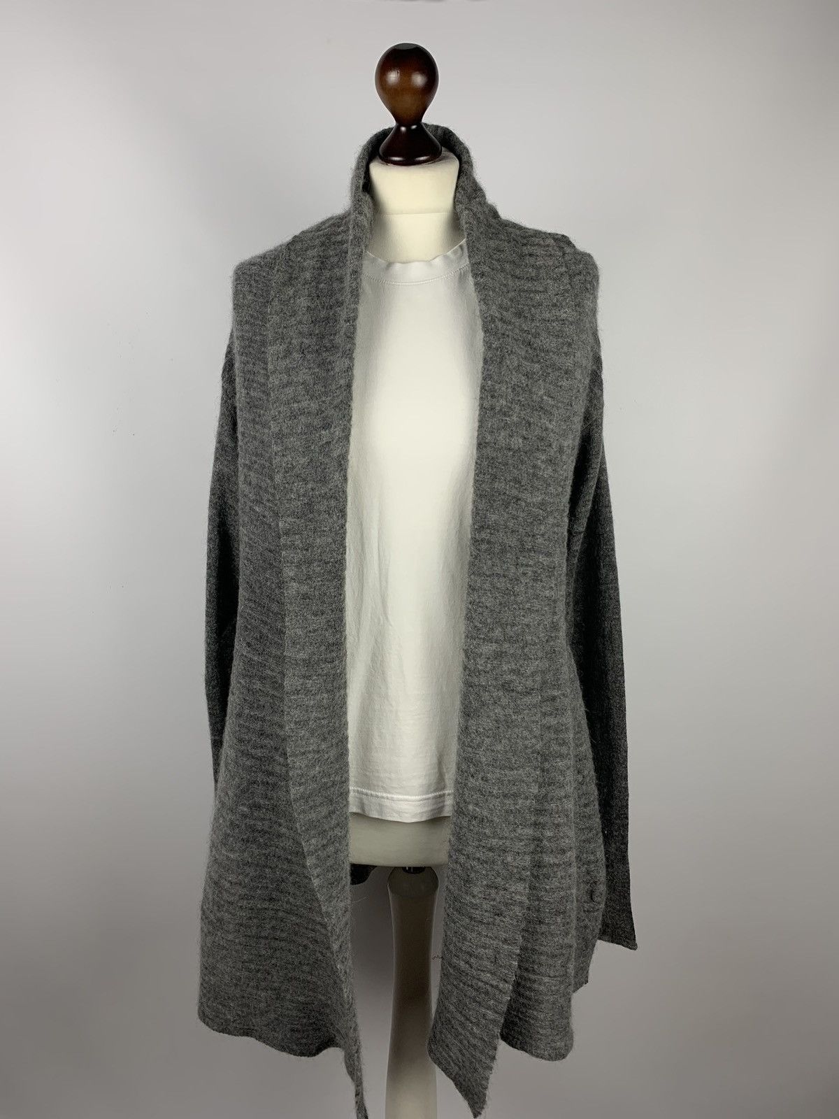 Sarah Pacini Vintage Sarah Pacini Wool Cardigan Made Italy One Size Y2K Size ONE SIZE - 1 Thumbnail