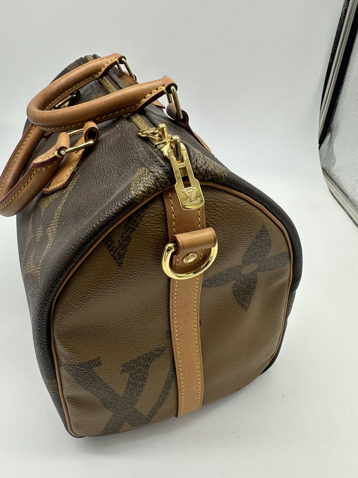 Louis Vuitton Louis Vuitton Speedy 30 Monogram Giant Canvas Size ONE SIZE - 3 Thumbnail